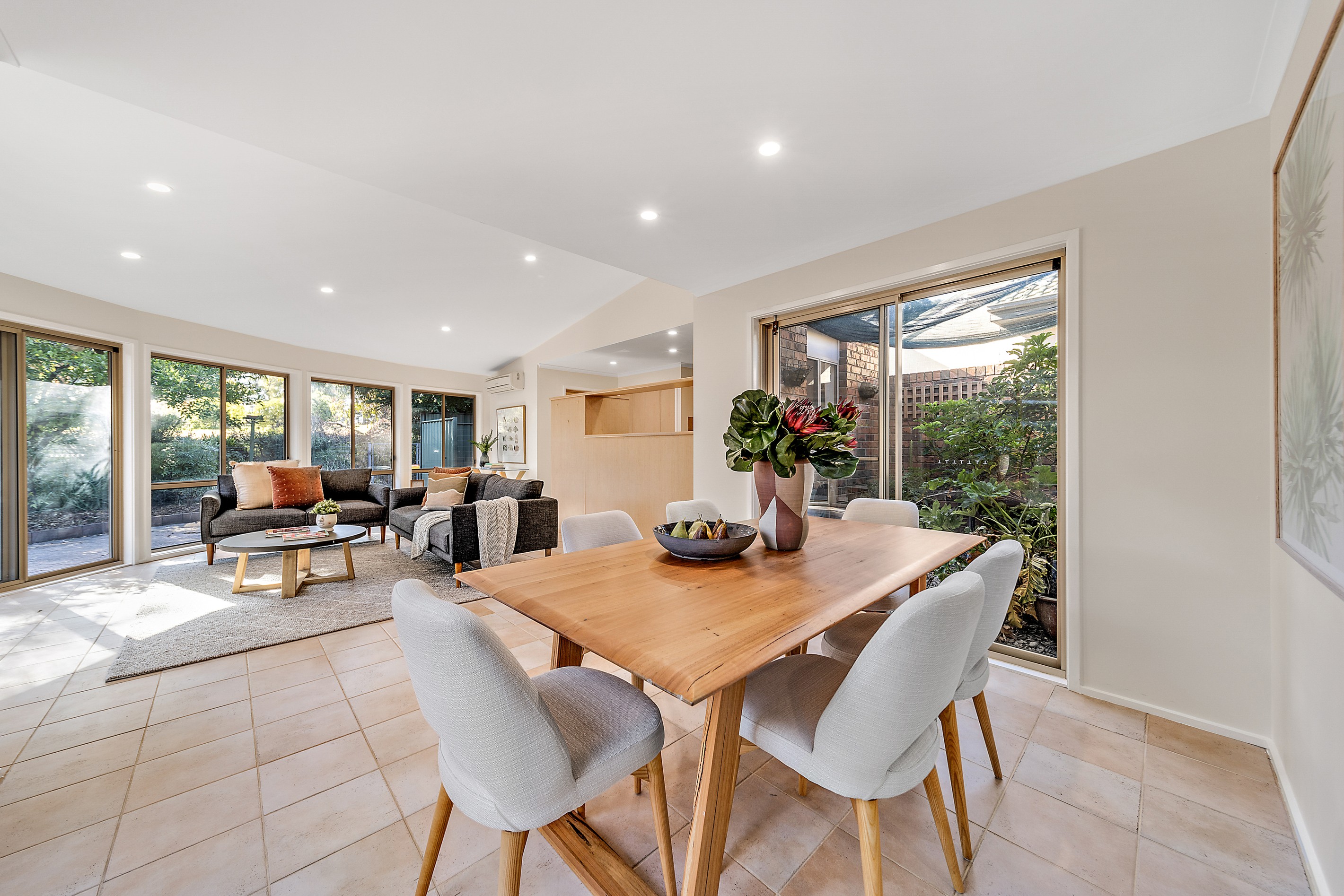41 Britten-Jones Drive, Holt, ACT 2615