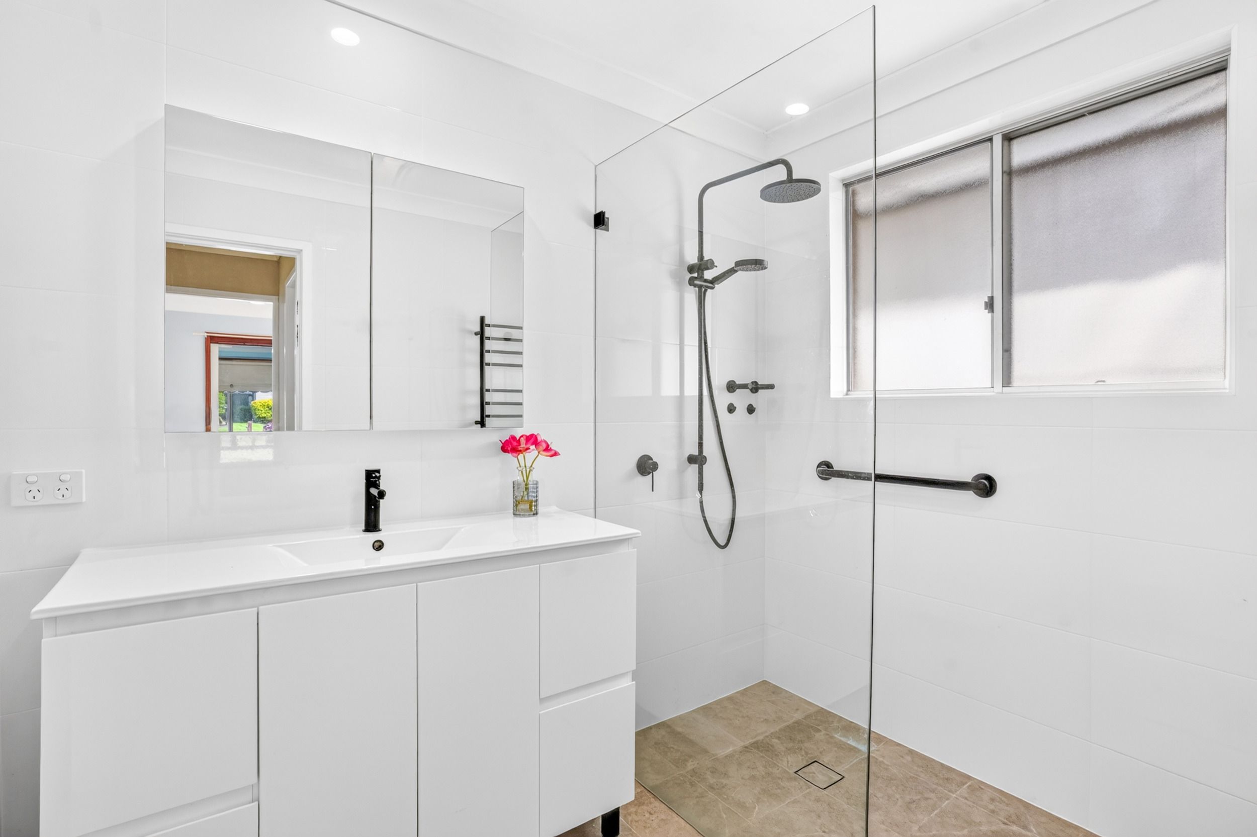 80 Playford Road — photo 7 of 17