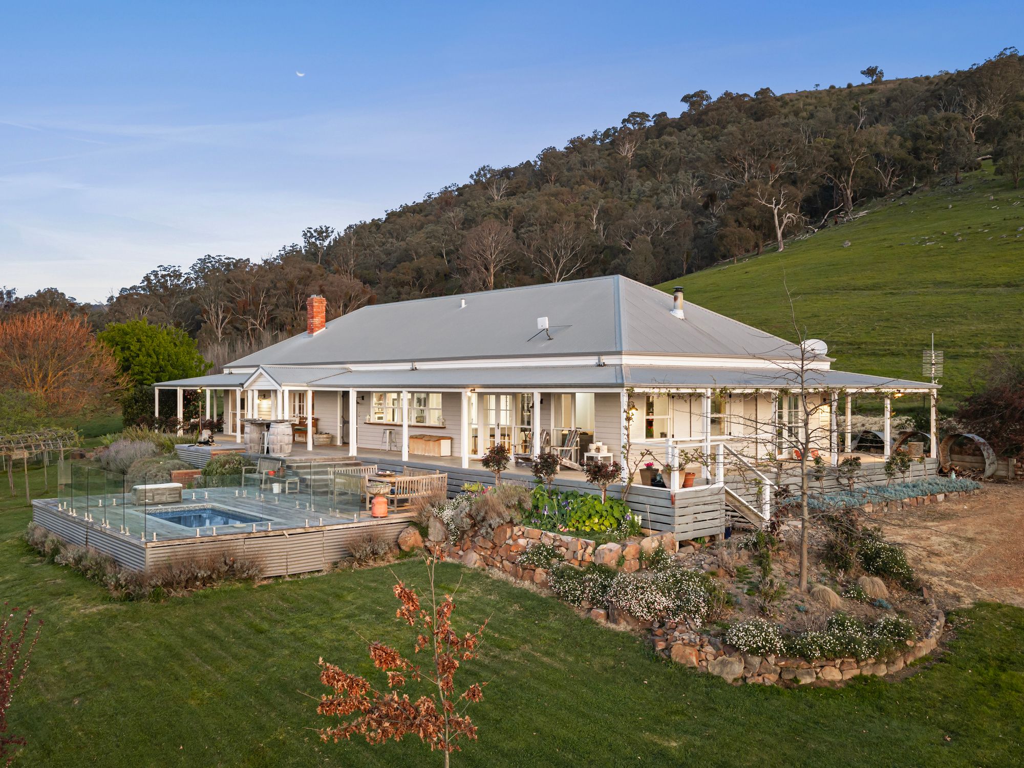 354 Three Chain Road, Boorolite, VIC 3723