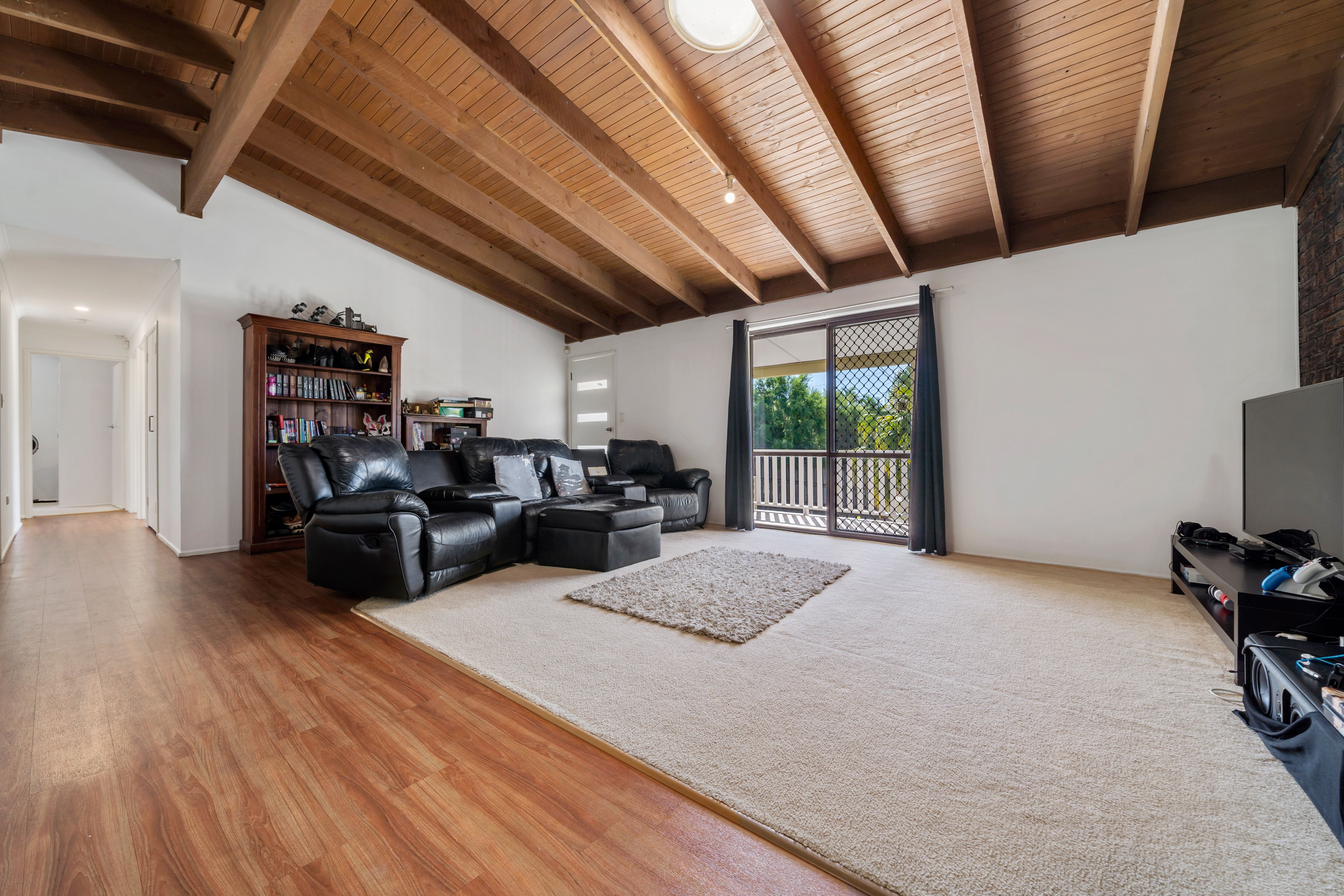 5 Hoop Street, Hillcrest, QLD 4118
