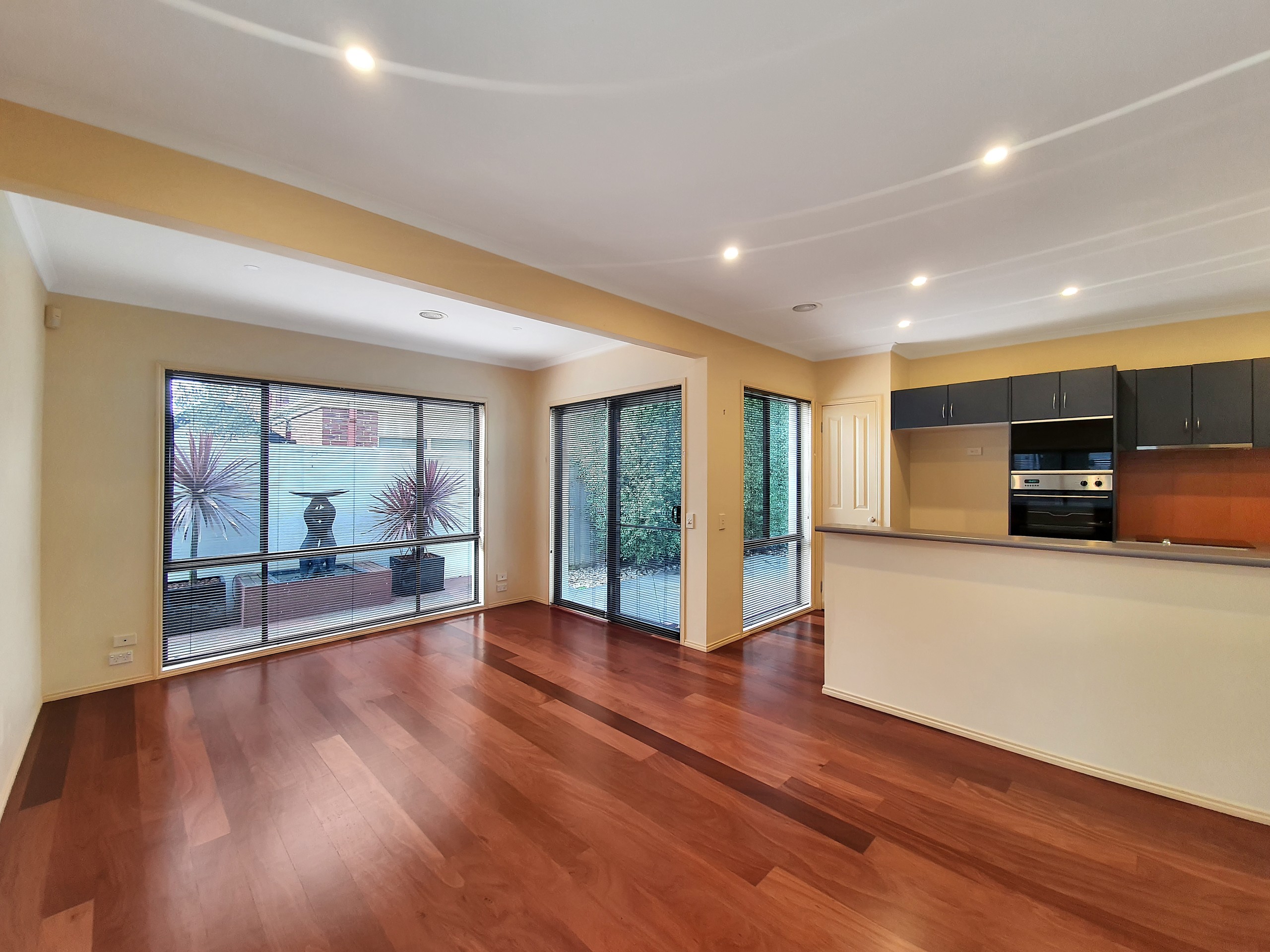 6 St Helens Place, Rippleside, VIC 3215