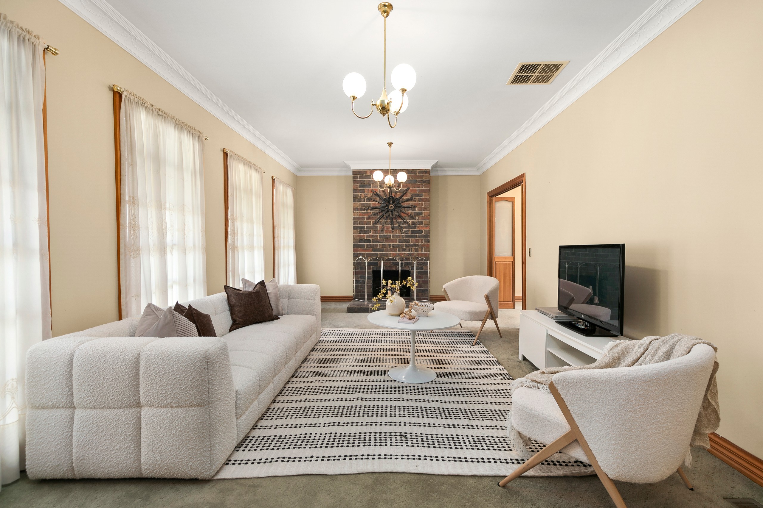 6 Lakes Drive, Sunbury, VIC 3429