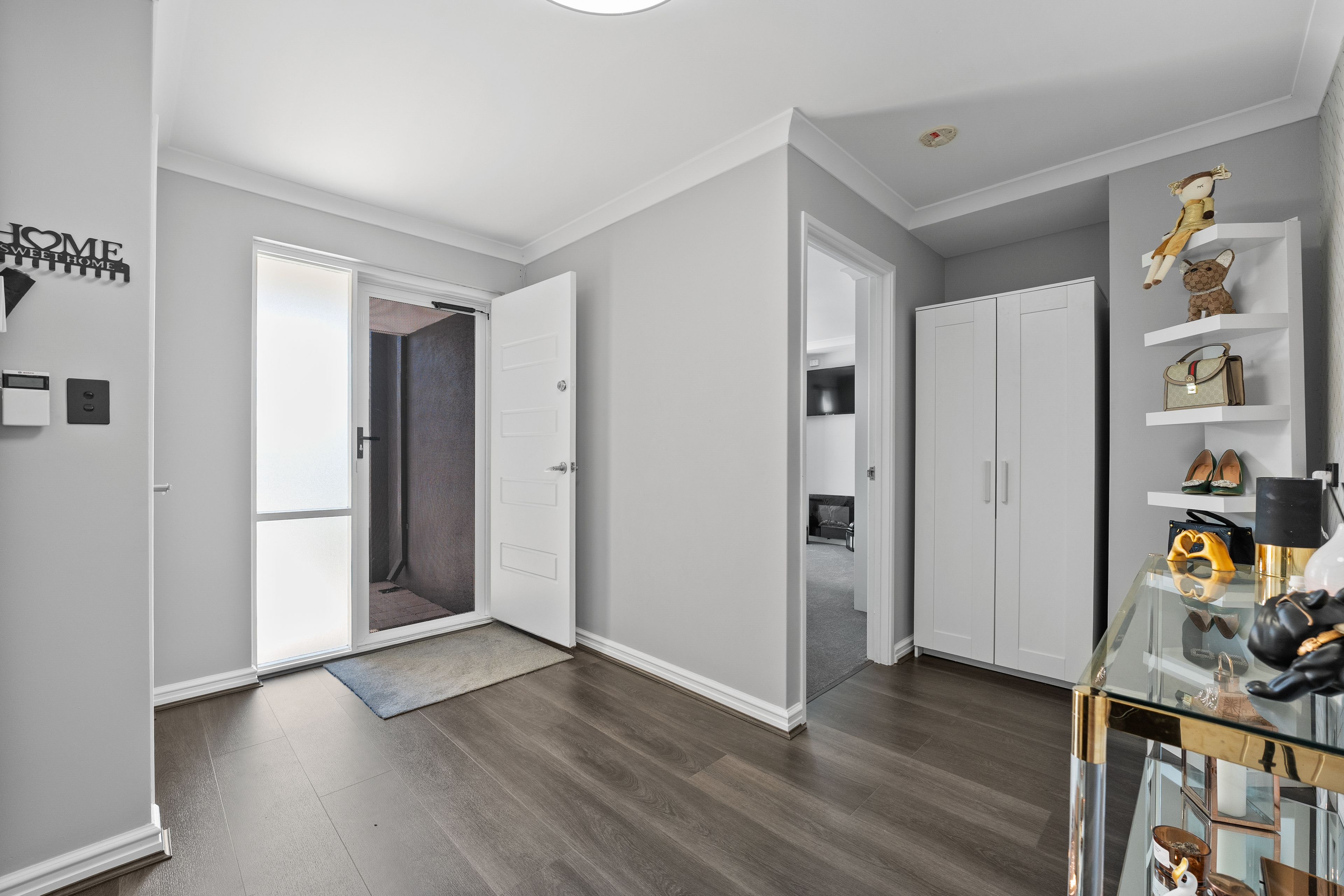 48 Kempeana Way — photo 7 of 30