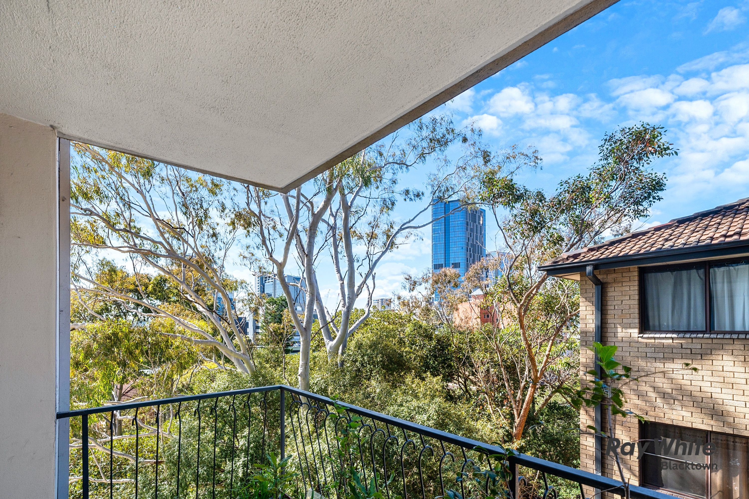 13/64-66 Great Western Highway — photo 9 of 10