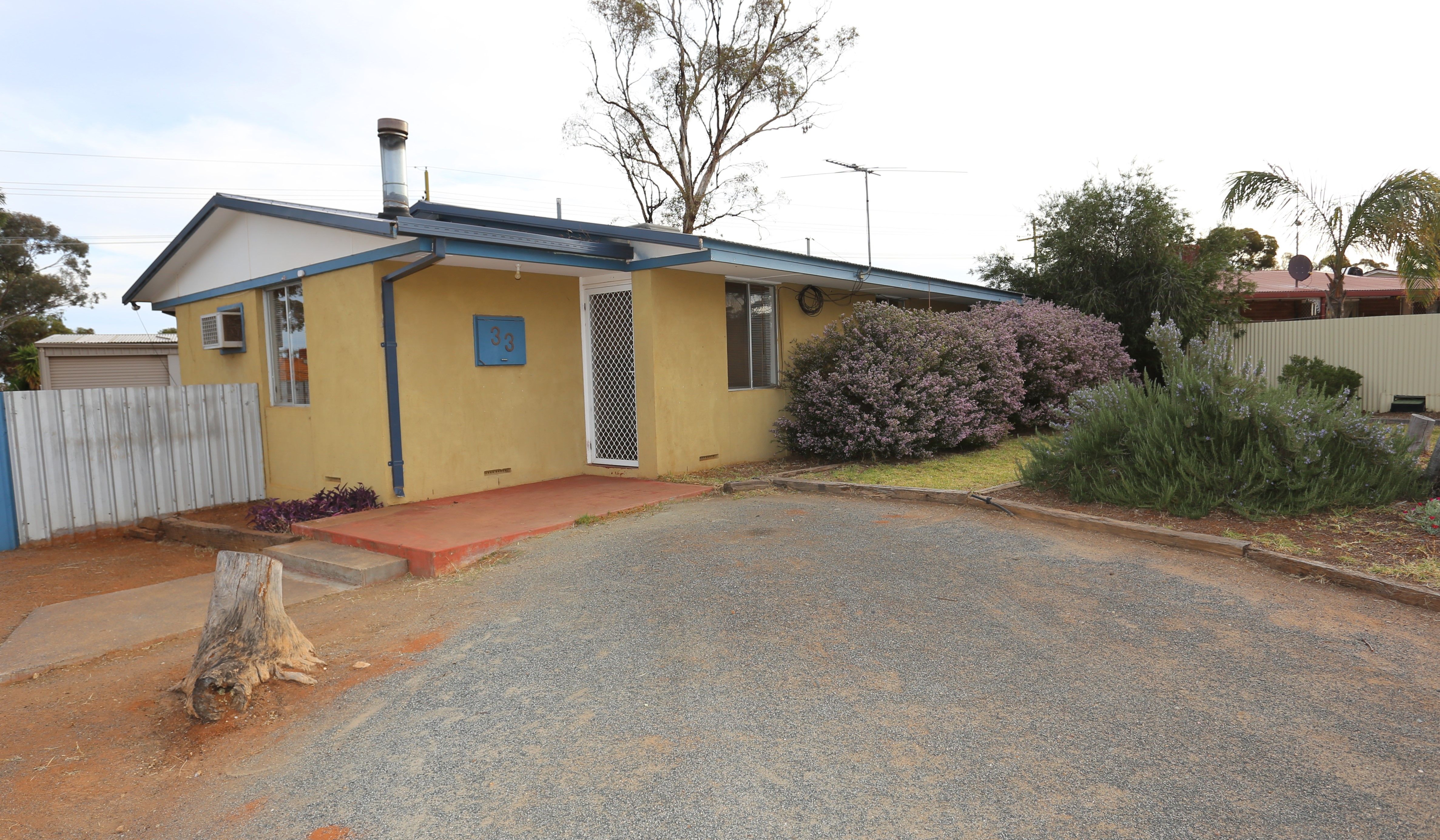 33 Callitris Road, Kambalda West WA 6442