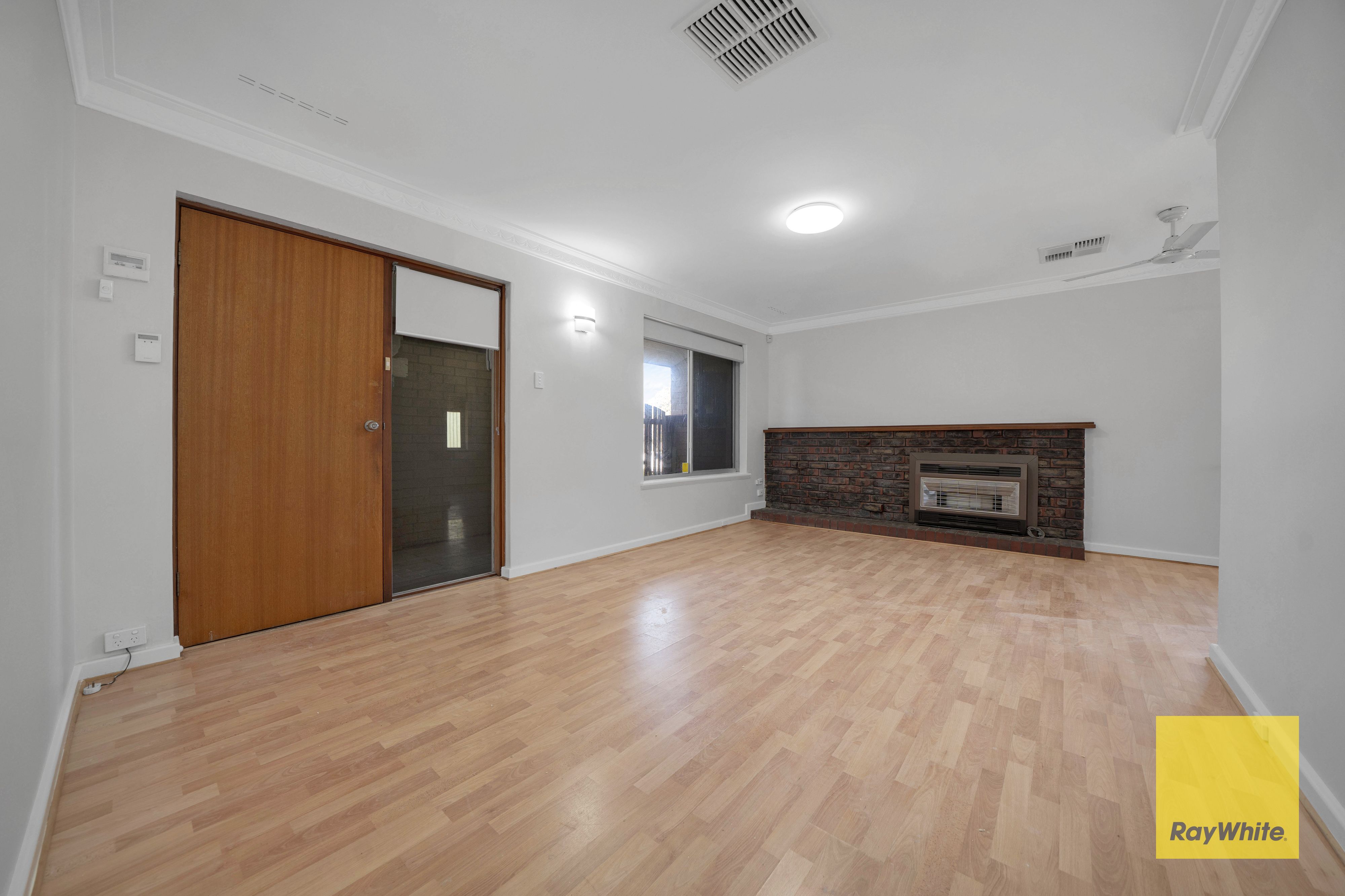 5 Farmfield Way, Morley, WA 6062