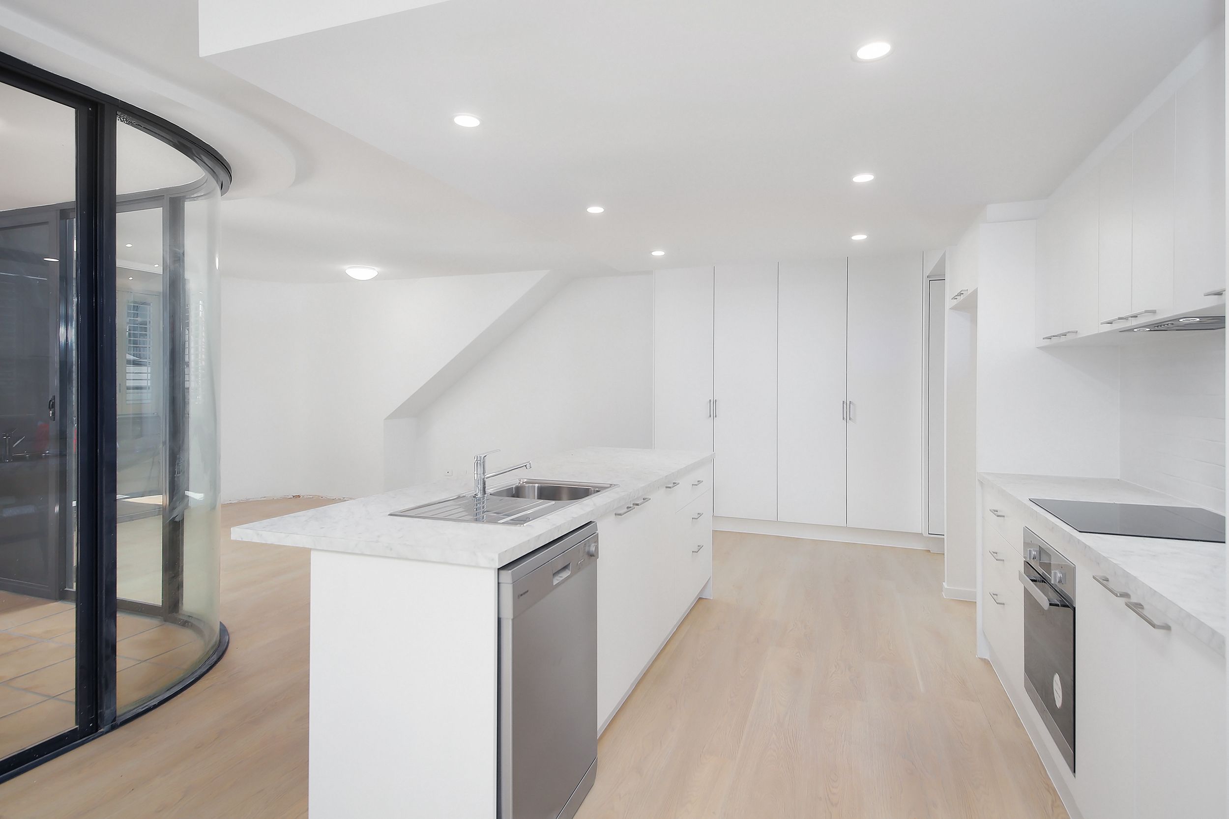 20/120 Sydney Street — photo 3 of 12