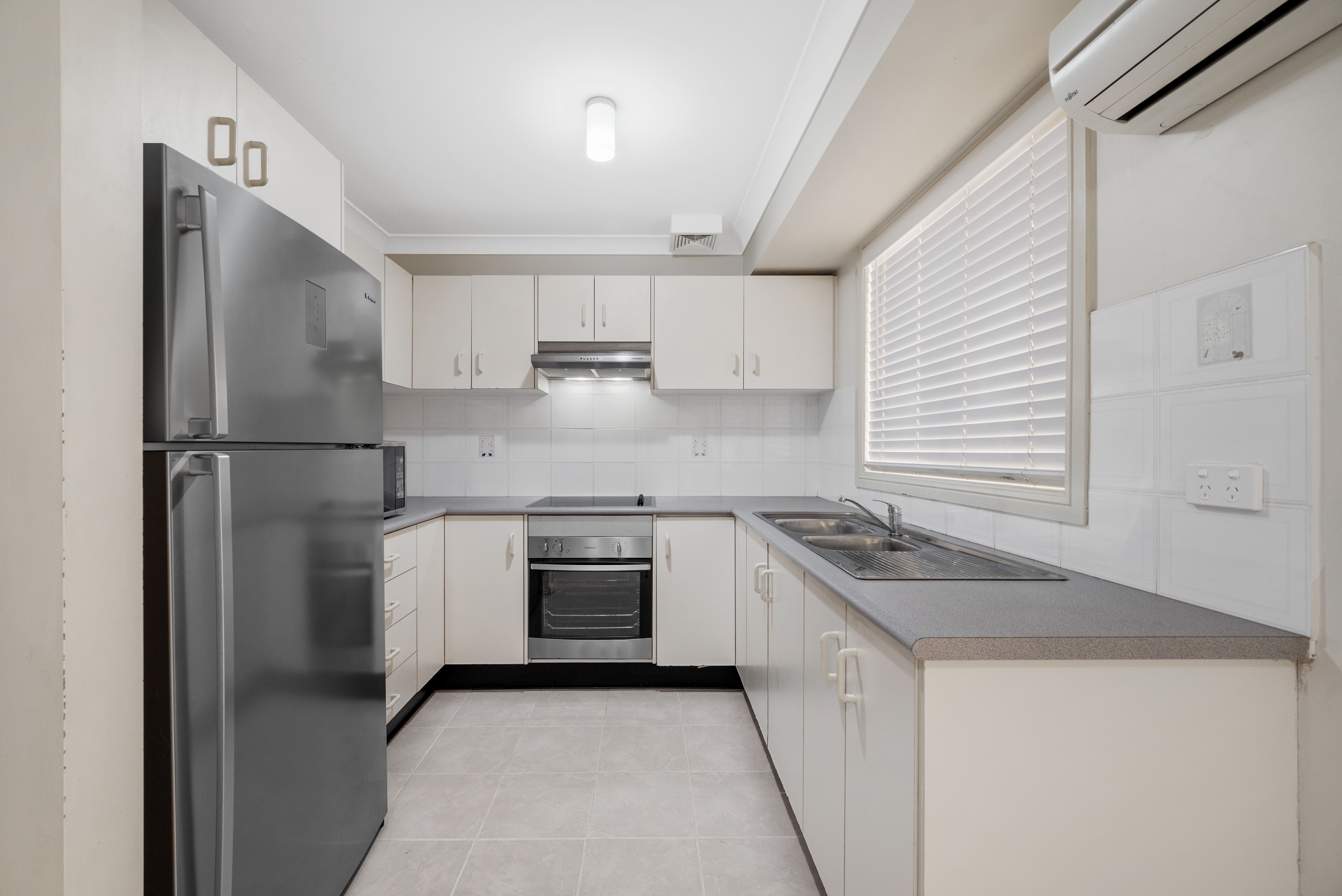 3/51 George Street, Campbelltown, NSW 2560