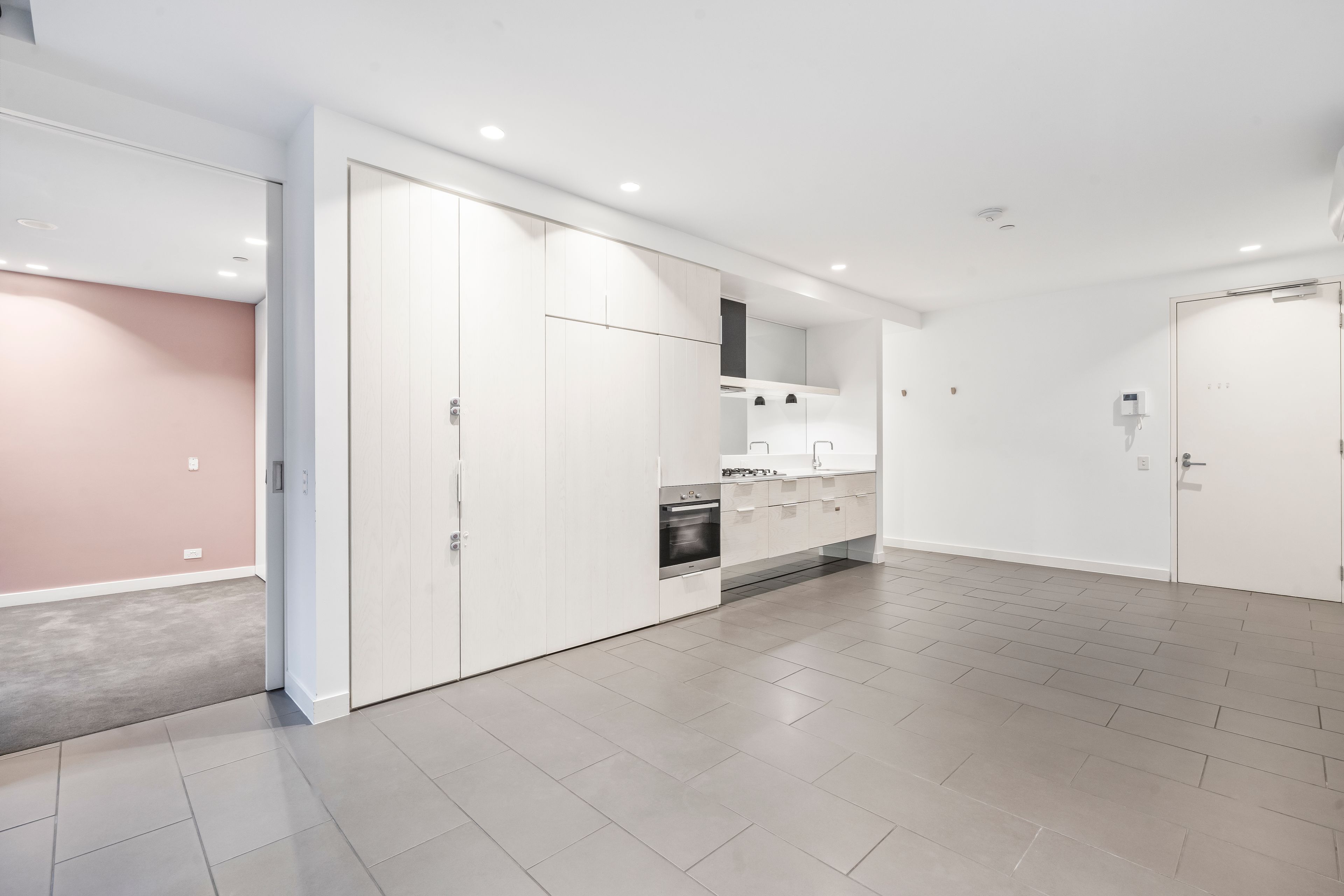 917/22 Dorcas Street — photo 3 of 17