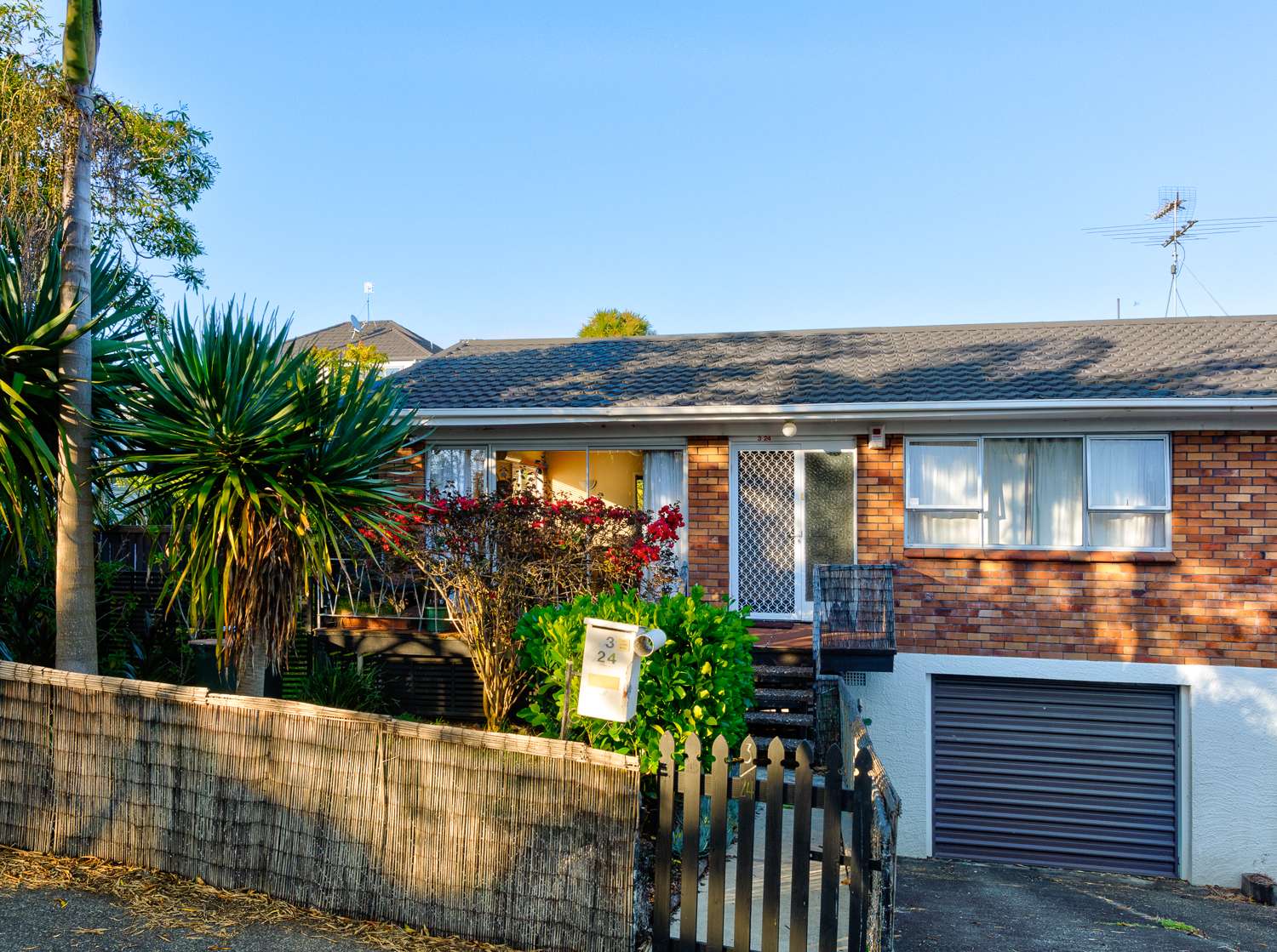 3/24 Walford Avenue, Point Chevalier, Auckland City Real Estate Ray