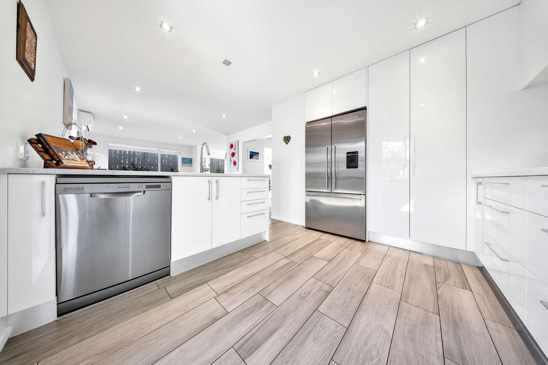 89C Clovelly Road photo 13