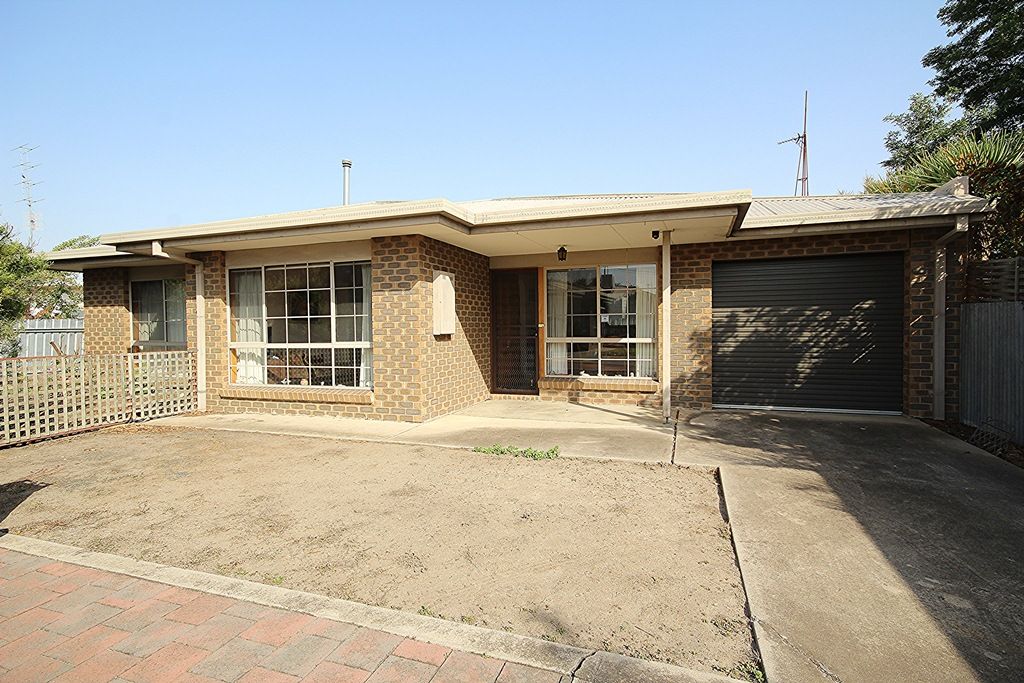 15 Dooen Road, Horsham VIC 3400