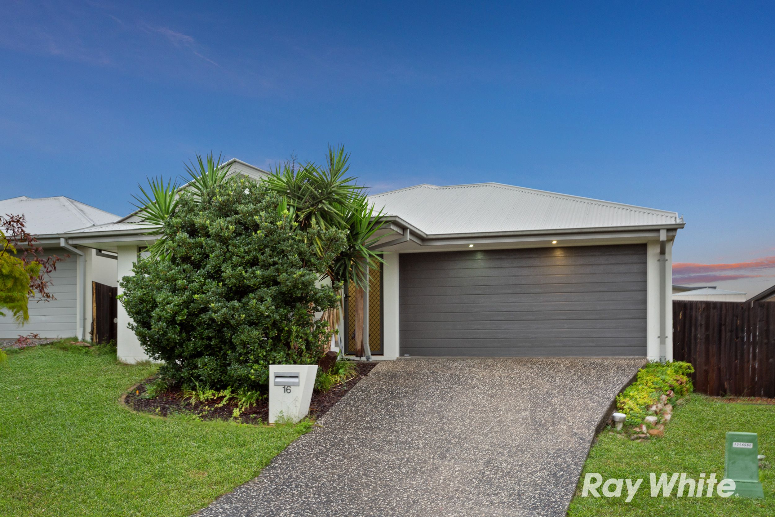 16 Carpenter Street, Yarrabilba, QLD 4207