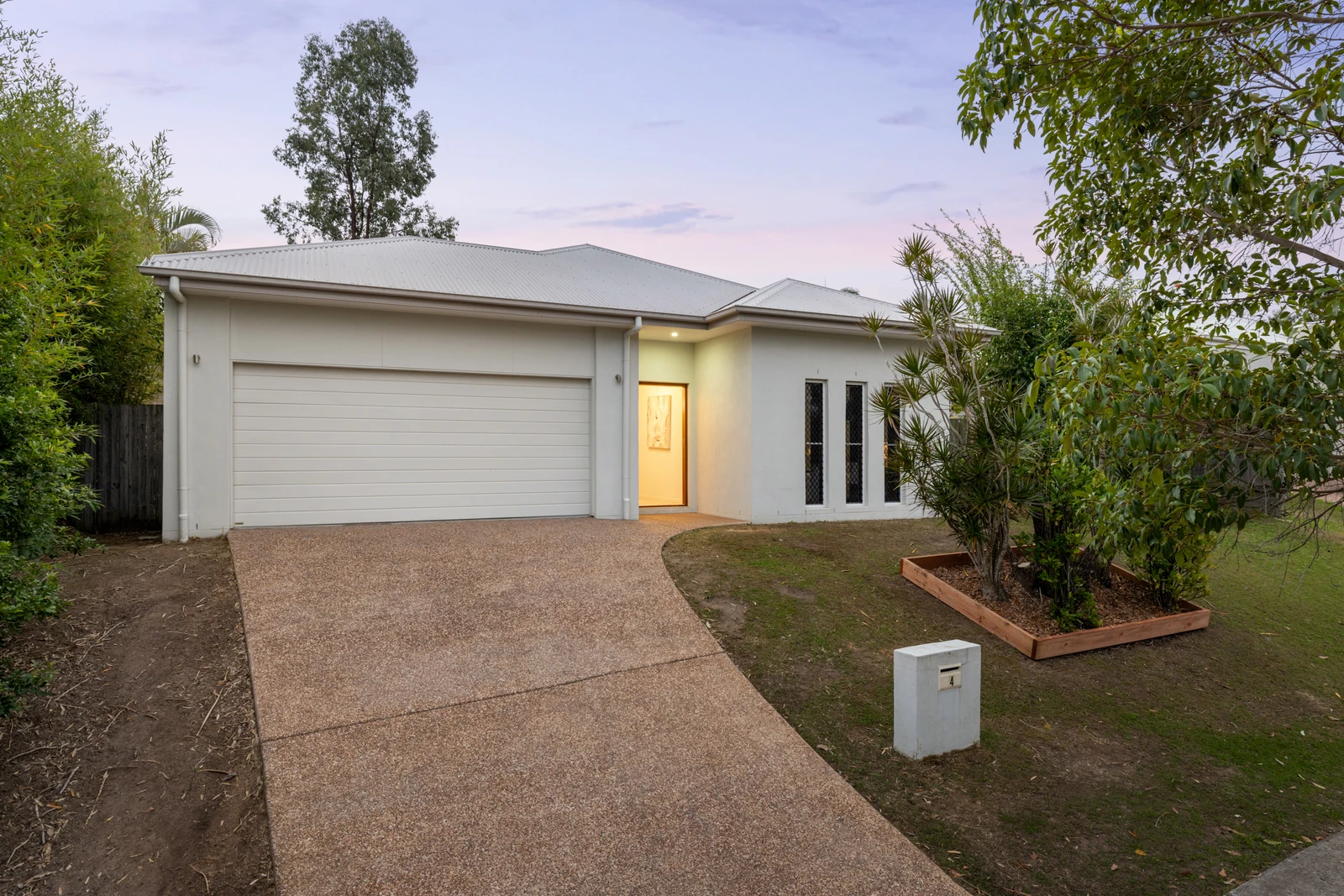 4 Romulus Circuit, Augustine Heights, QLD 4300