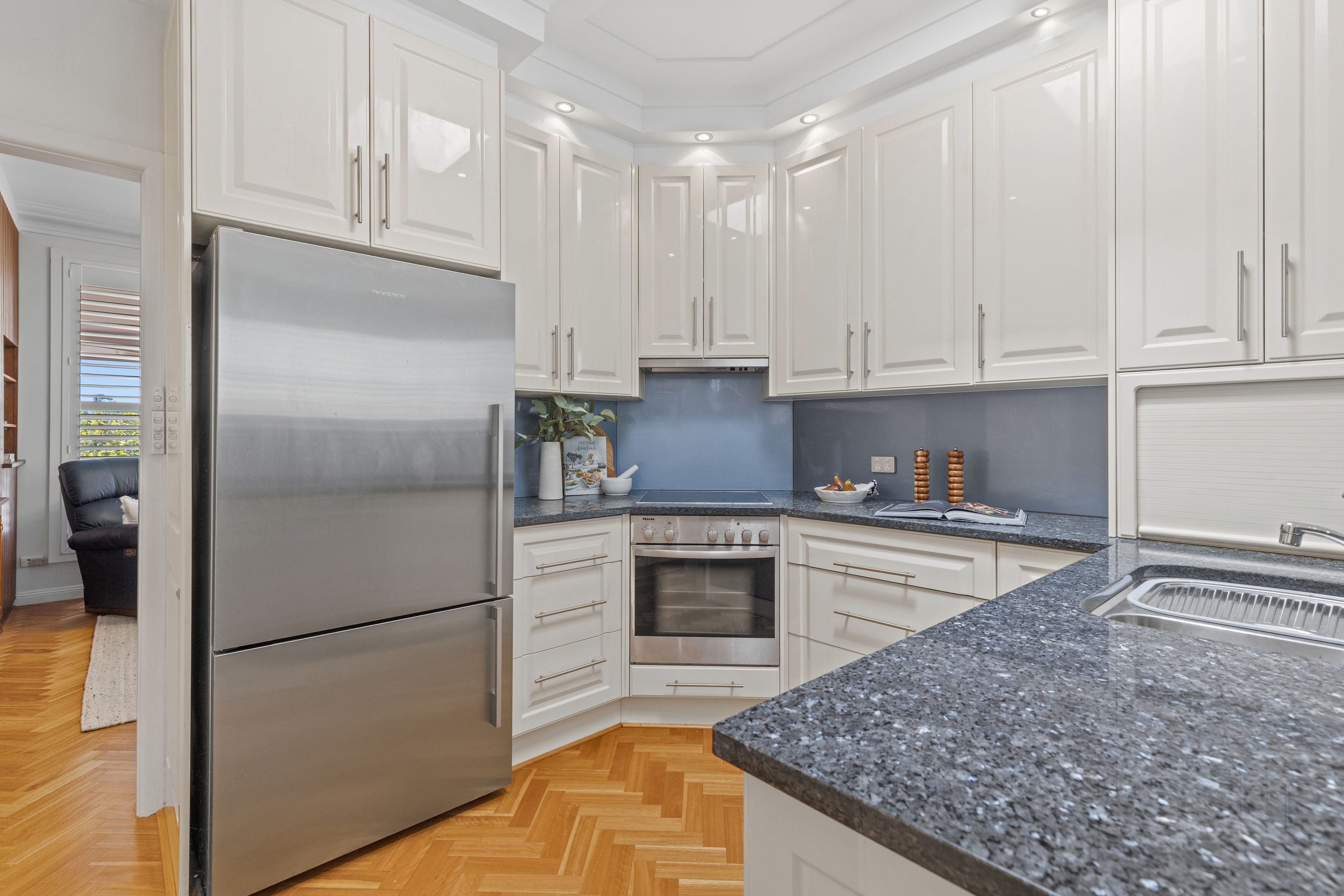 33 Chester Street — photo 6 of 13