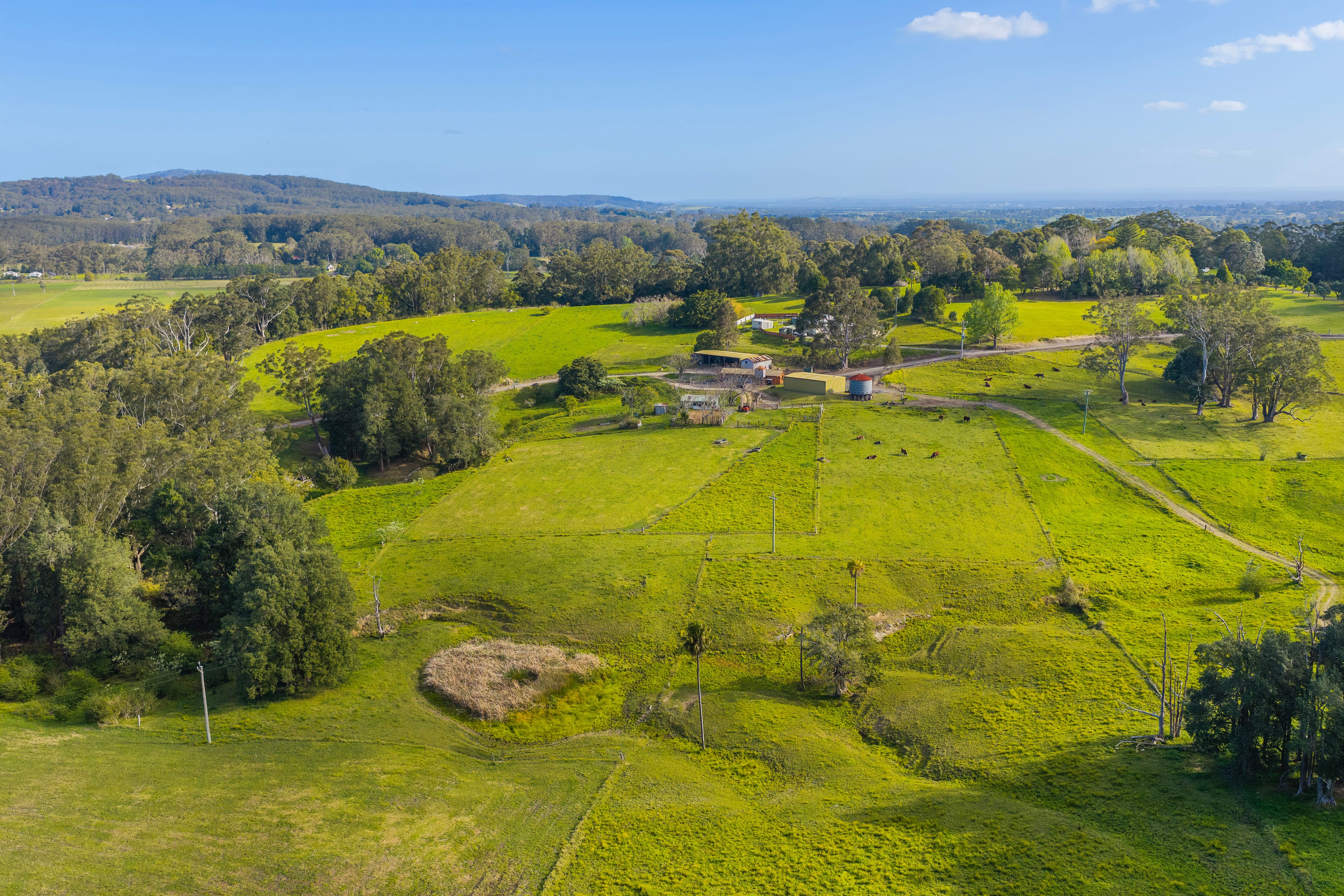 'Athelglow' A200B Princes Highway — photo from Ray White Gerringong