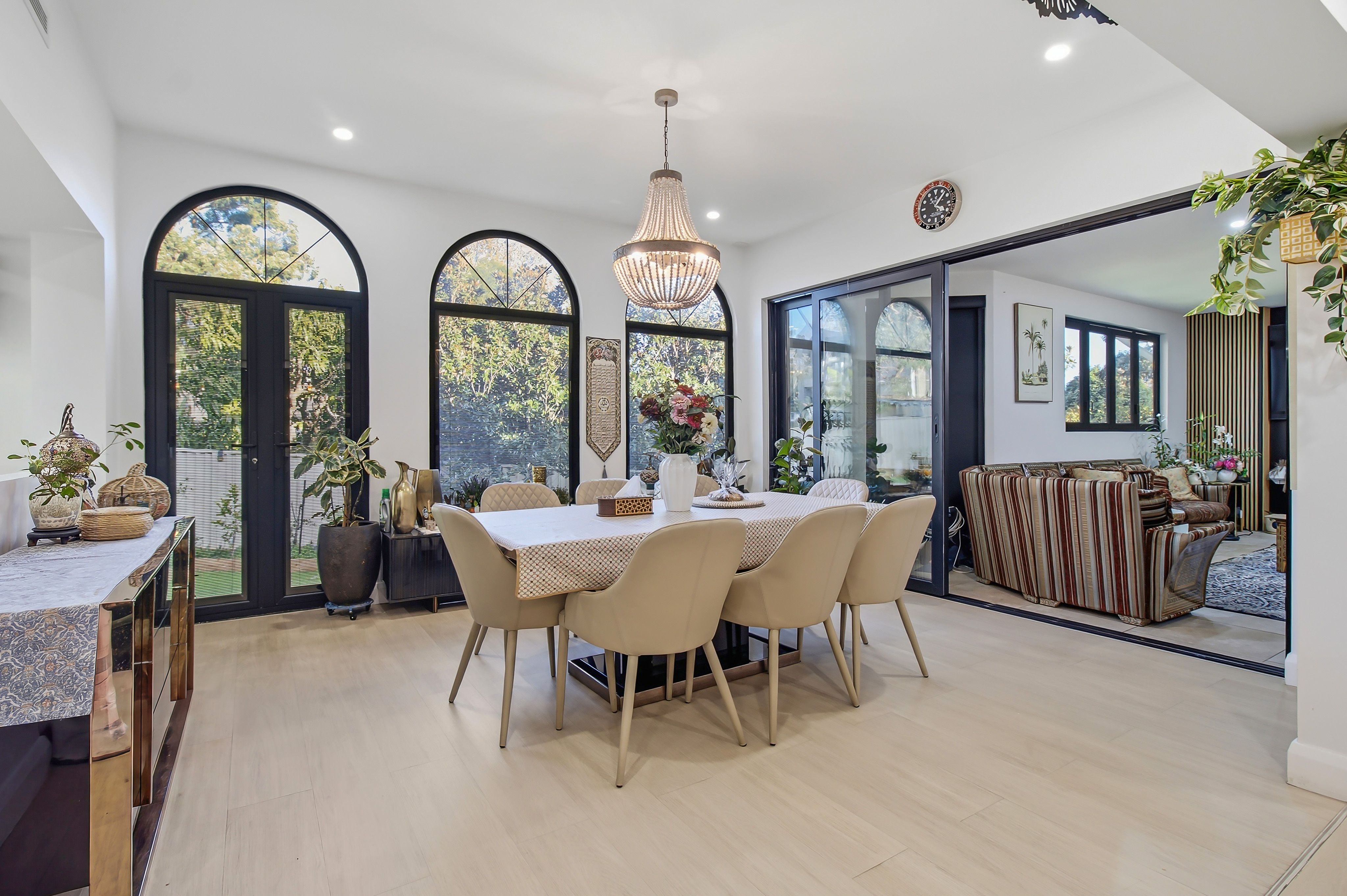 24 Veronica Crescent — photo 6 of 17