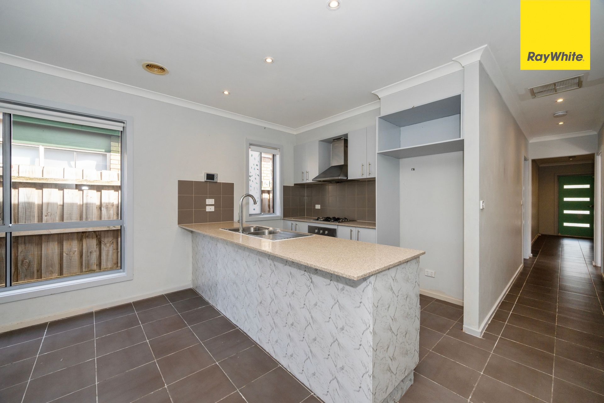 10 Colonus Street — photo 8 of 16