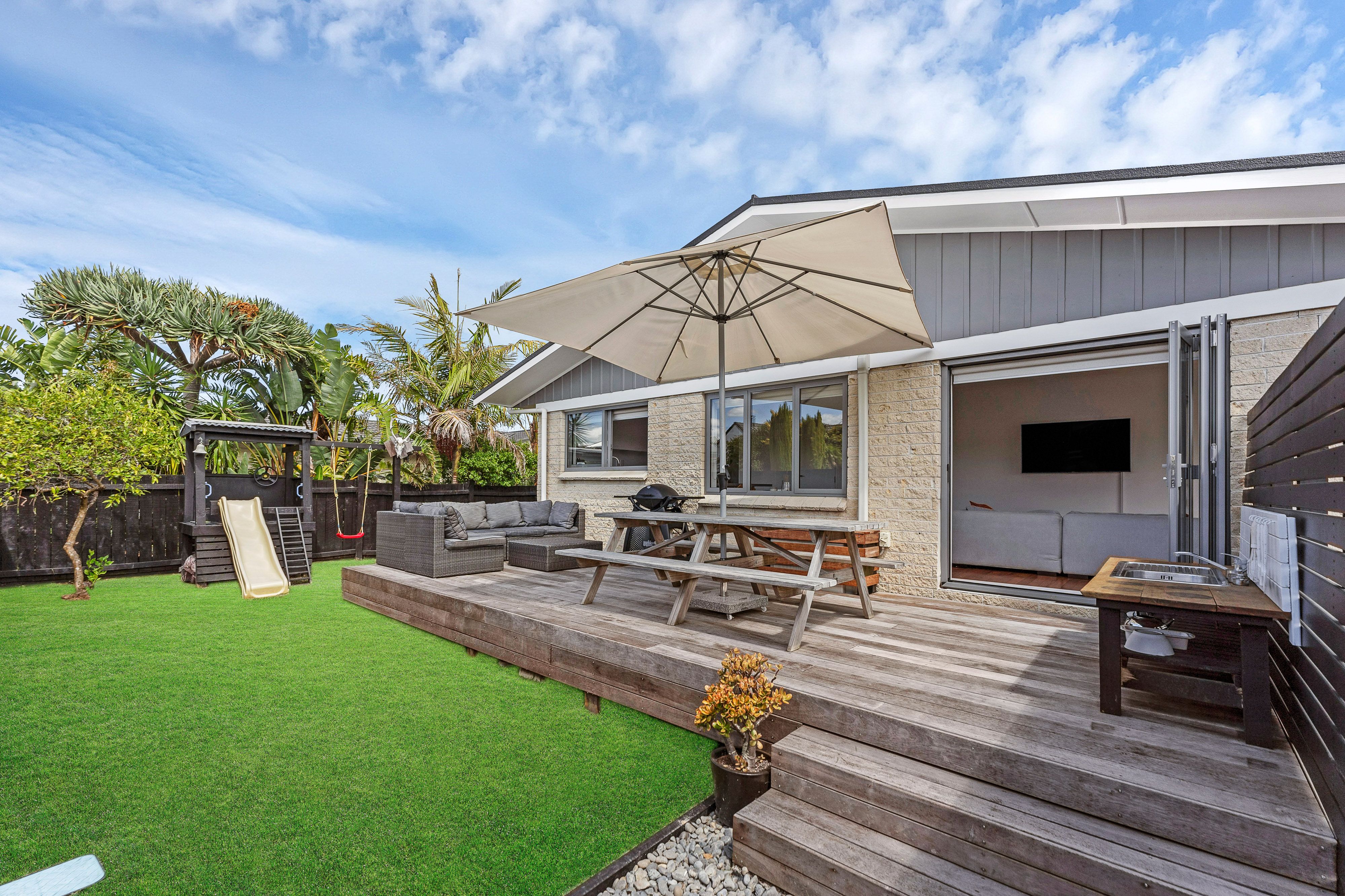 1/38 Stanniland Street, Sunnyhills, Manukau City