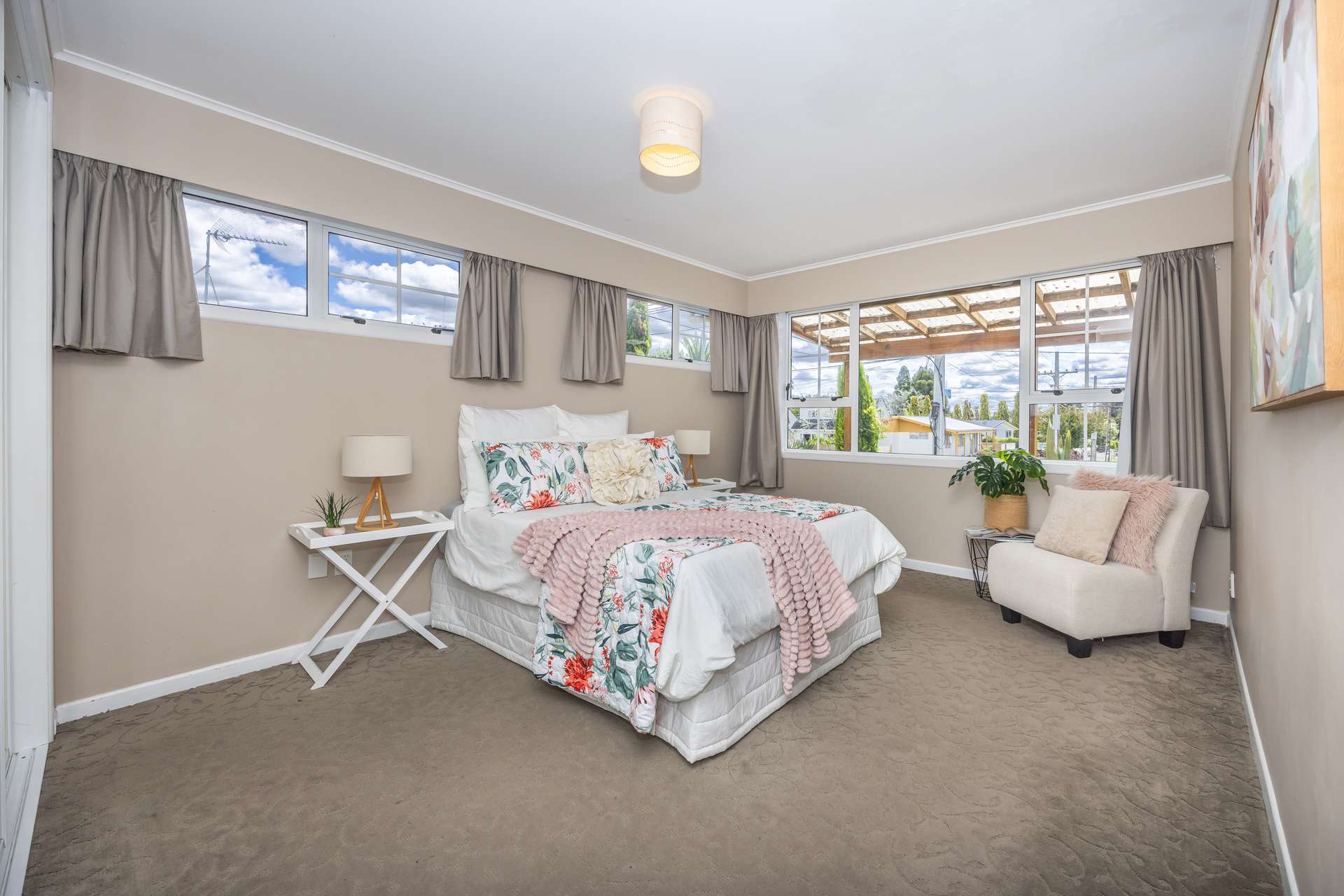 31 Mitcham Avenue photo 16