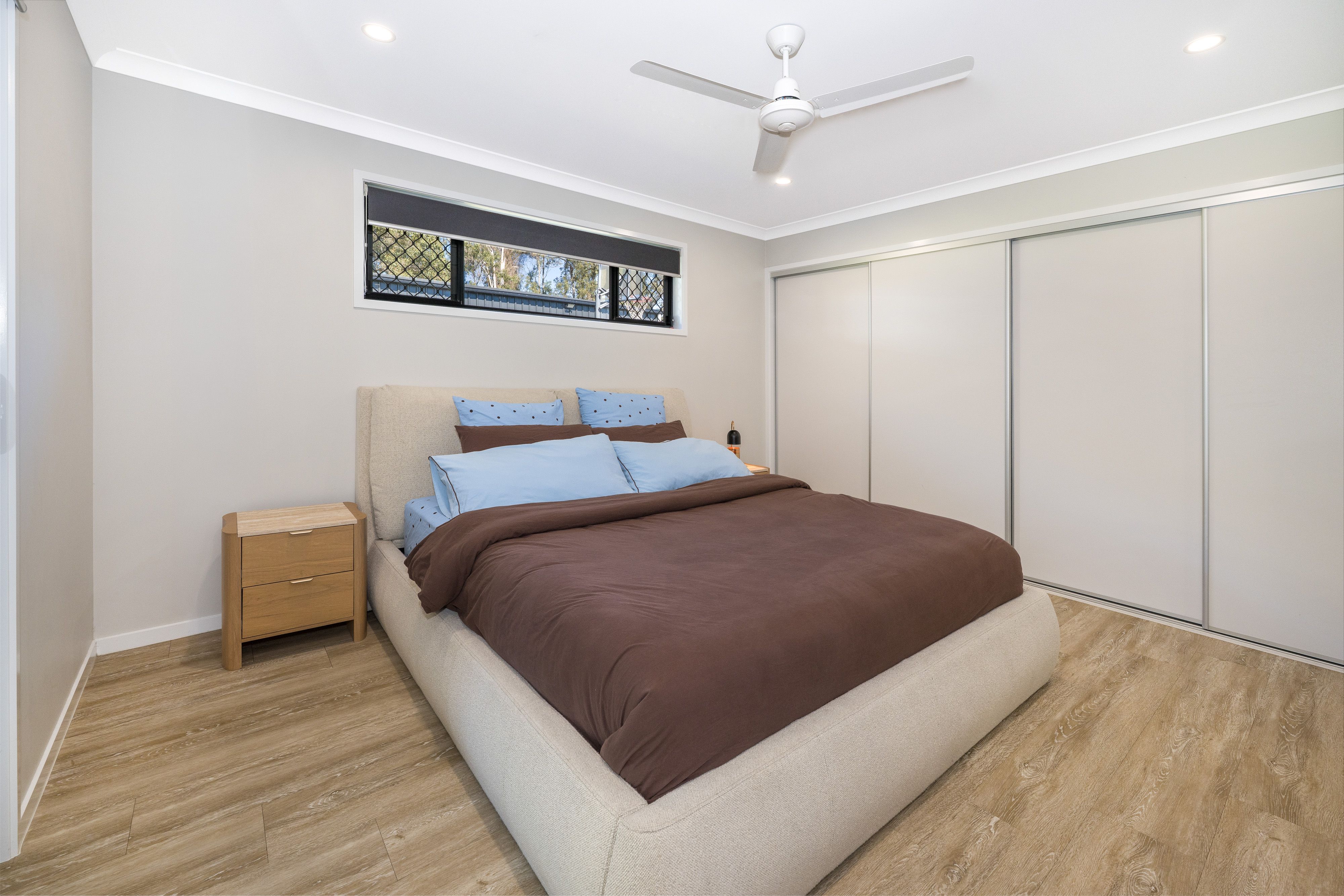 52 Brookvale Drive — photo 4 of 22