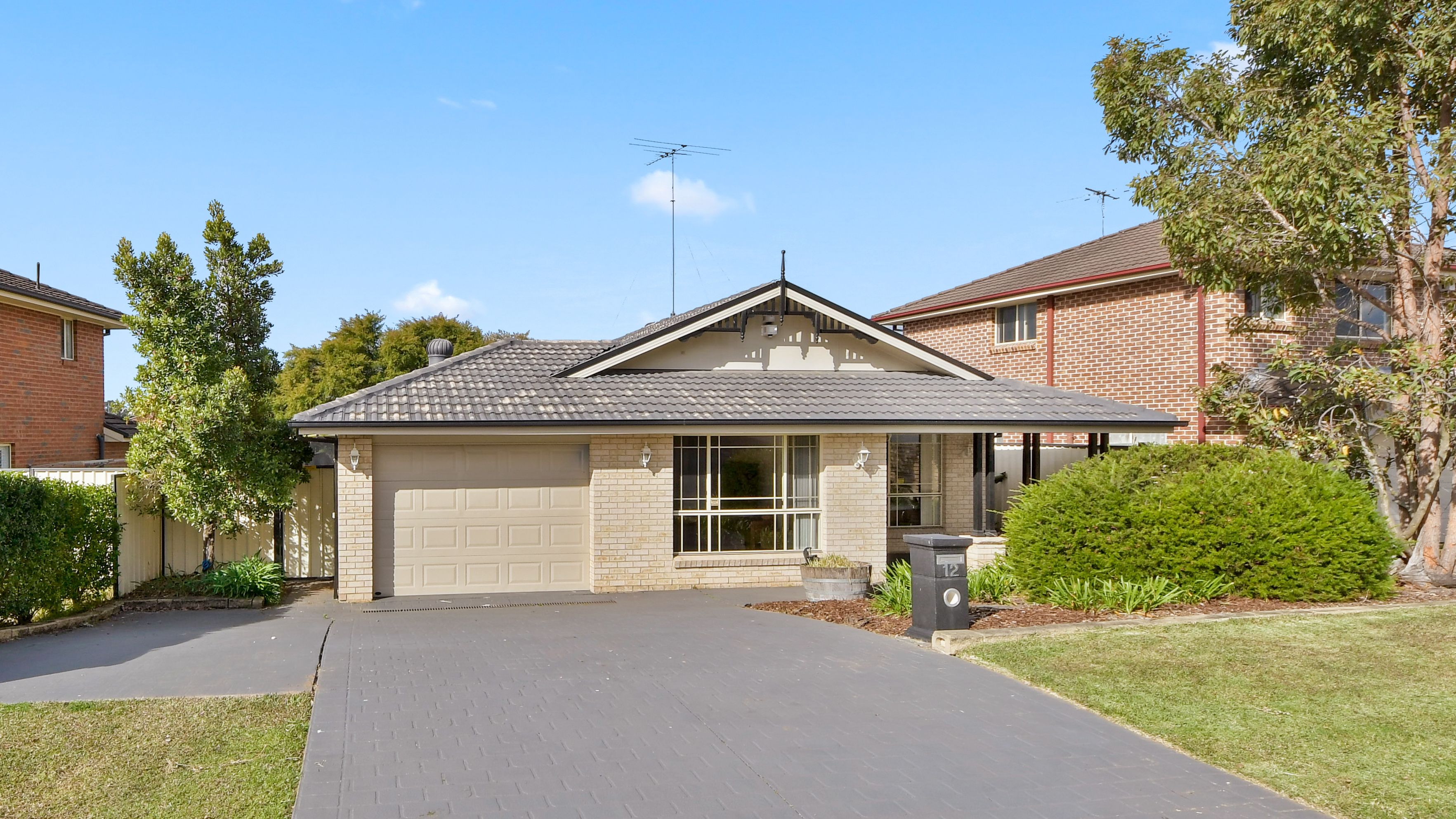 12 Coco Drive, Glenmore Park NSW 2745