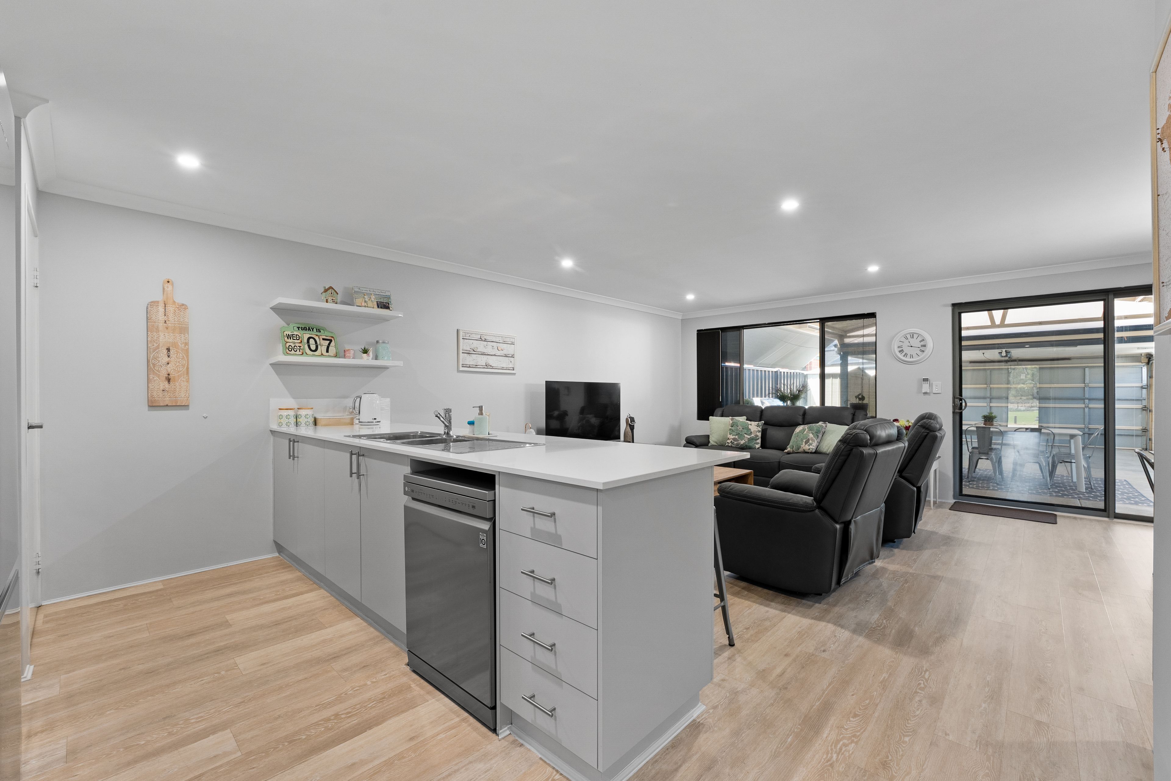 8 Arden Avenue — photo 16 of 30