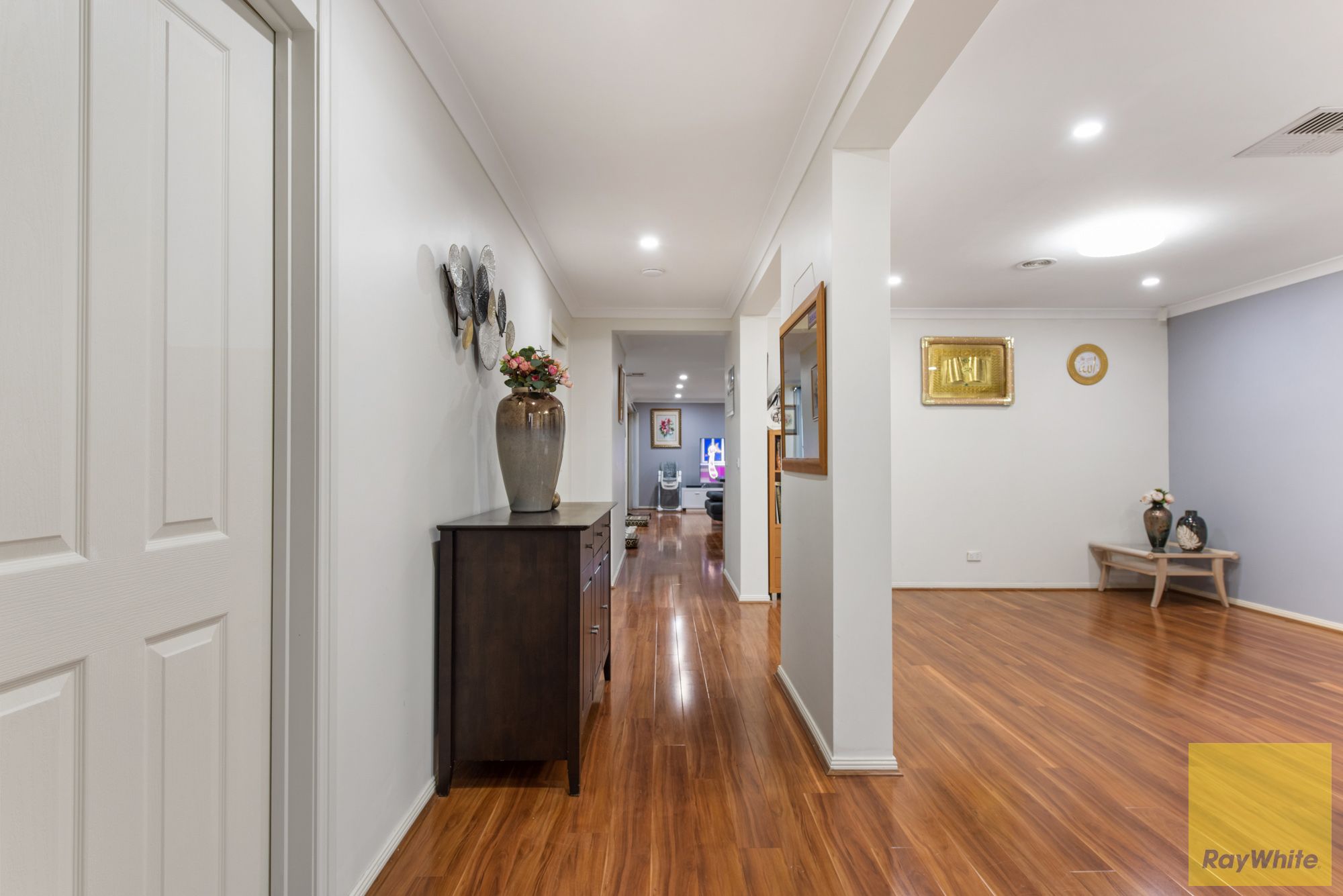11 Abbington Drive, Truganina, VIC 3029