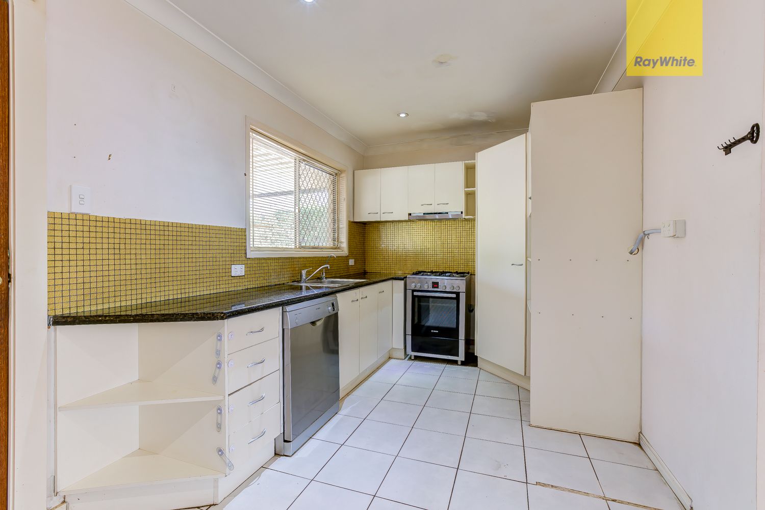 145 Chambers Flat Road, Marsden, QLD 4132