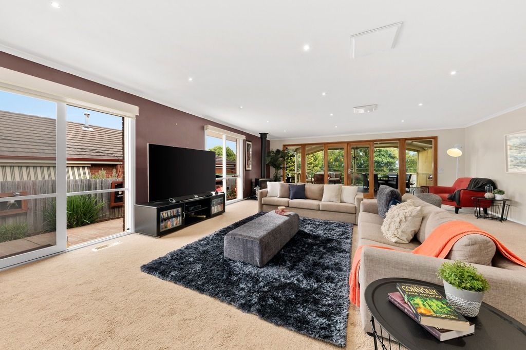 28 Aisbett Avenue, Wantirna South, VIC 3152
