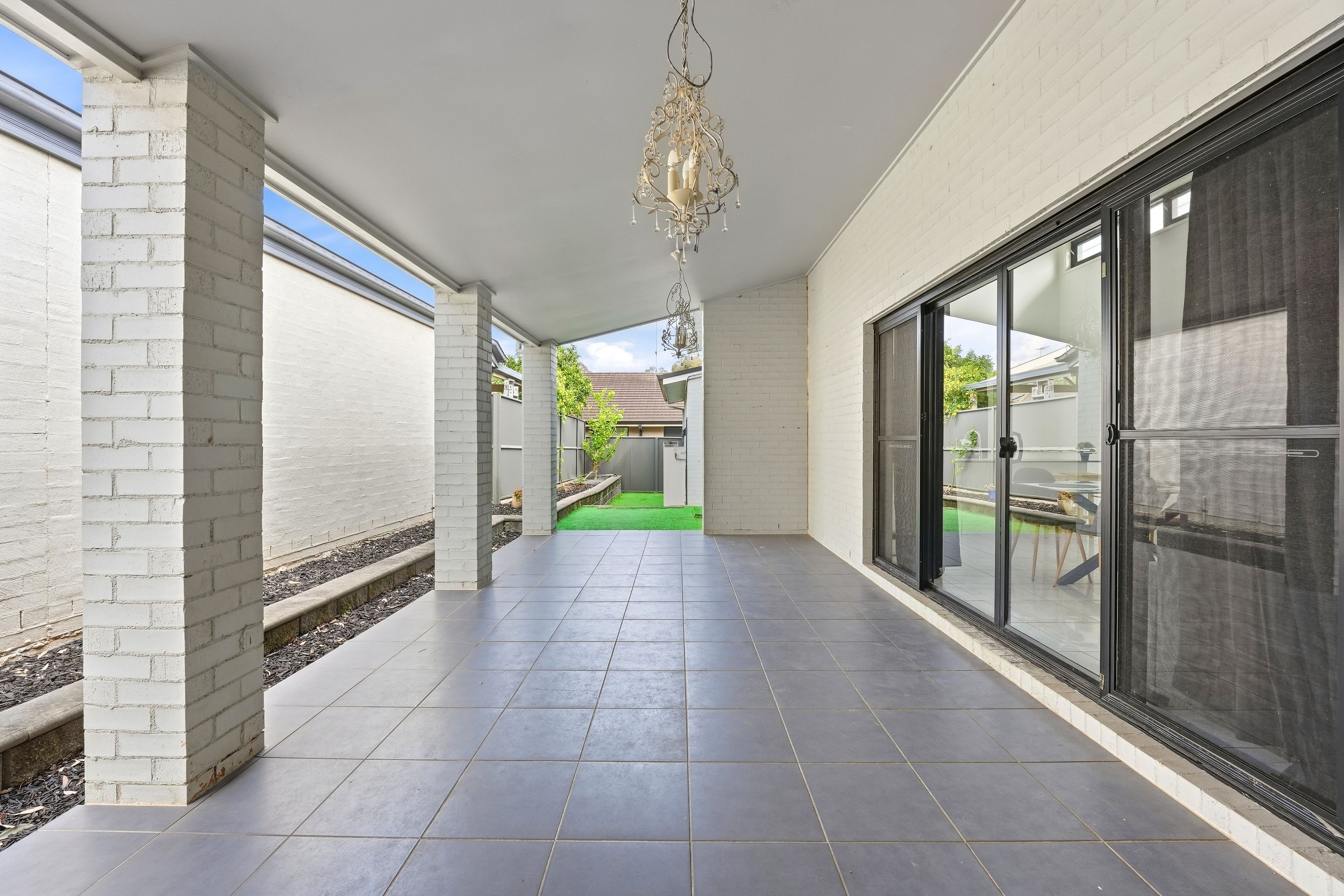 29 Drummond Avenue — photo 14 of 24