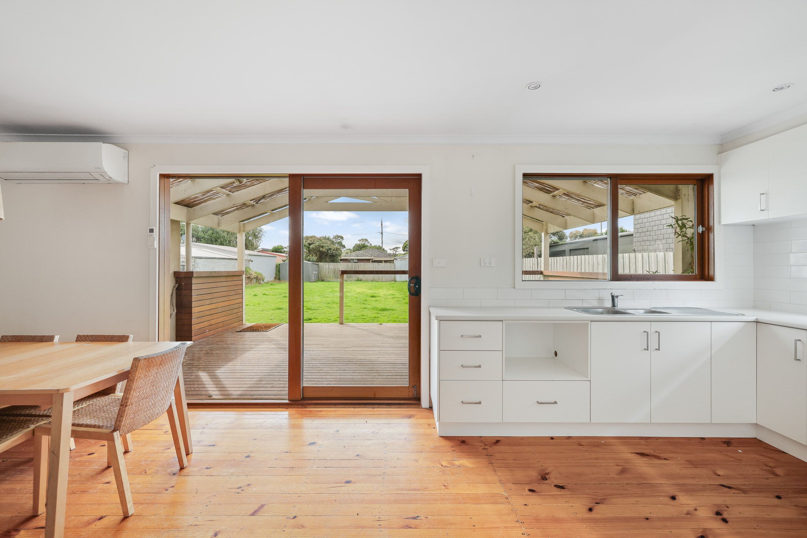 27 Phillip Island Road, Newhaven, VIC 3925