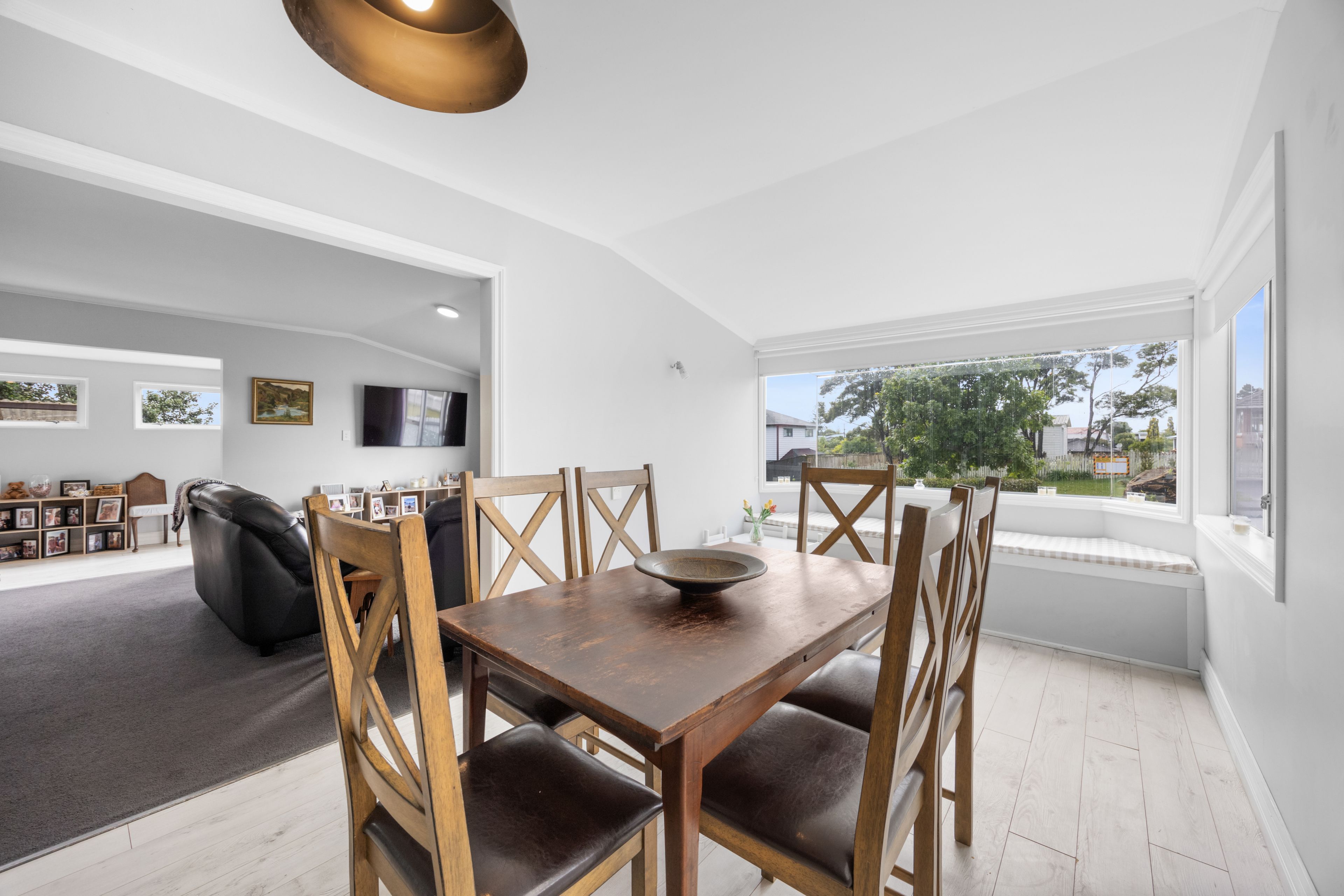 32 Taioma Crescent, Te Atatu Peninsula, Waitakere City