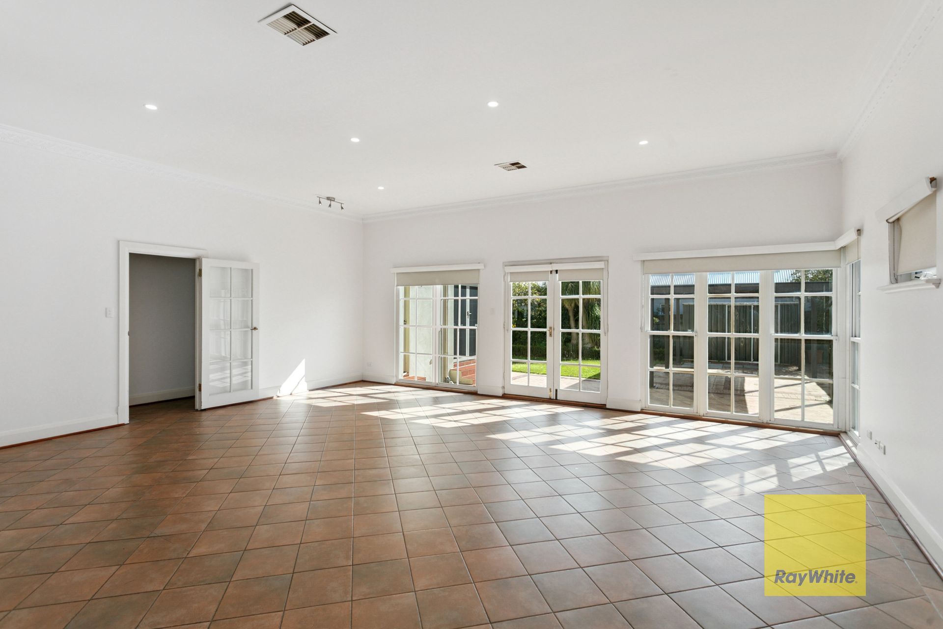 489 Stirling Highway, Cottesloe, WA 6011