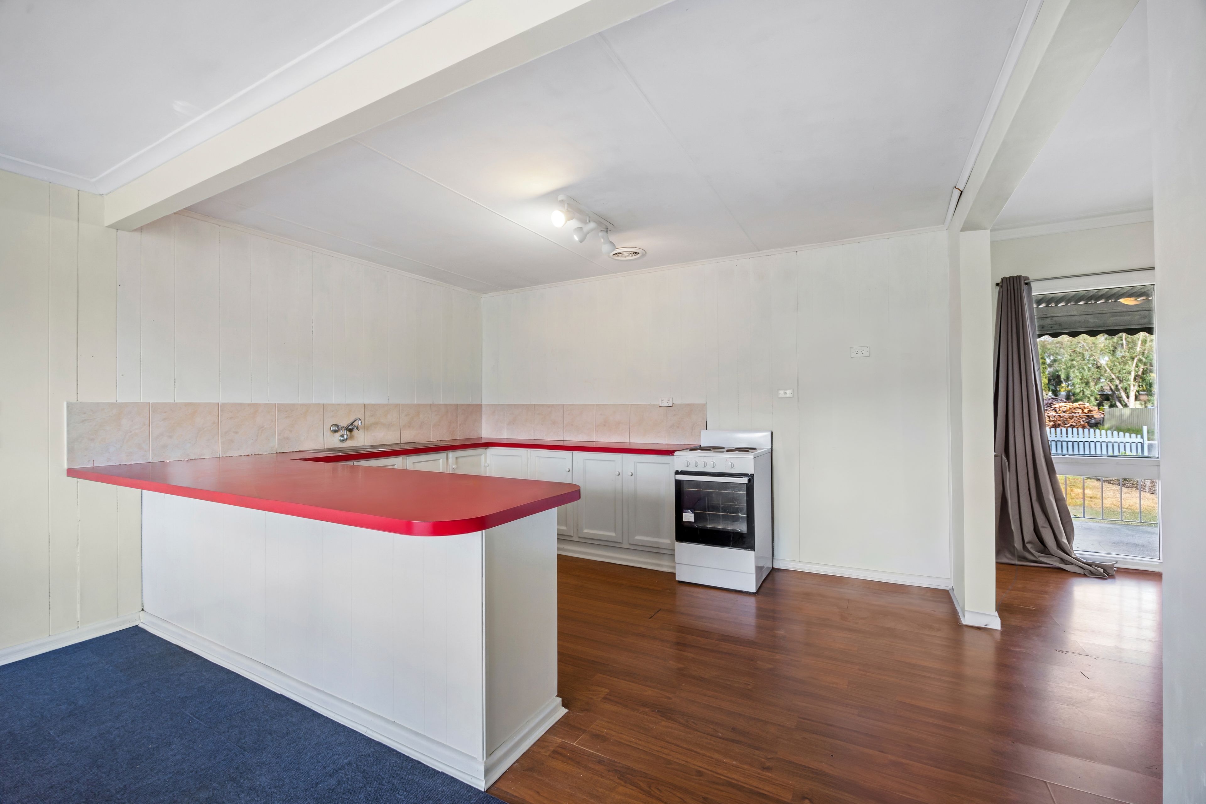 6 Walkerville Street — photo 8 of 20