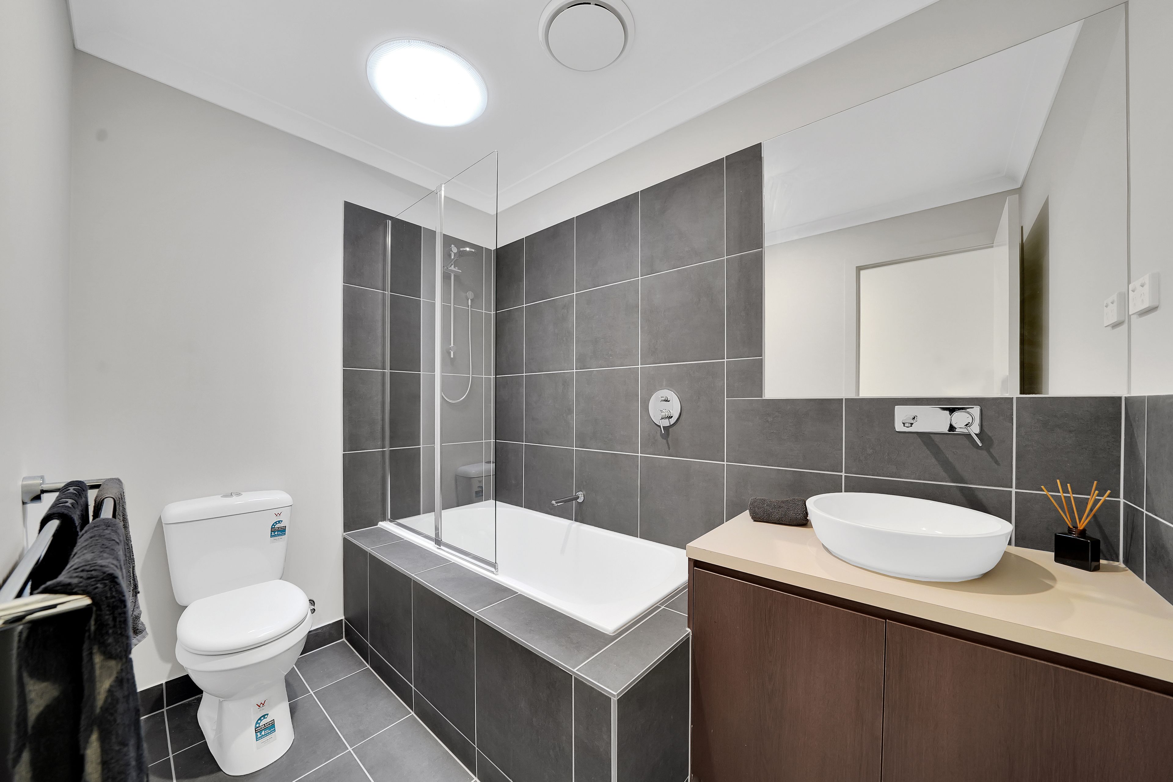 8 Samuel Road — photo 13 of 15