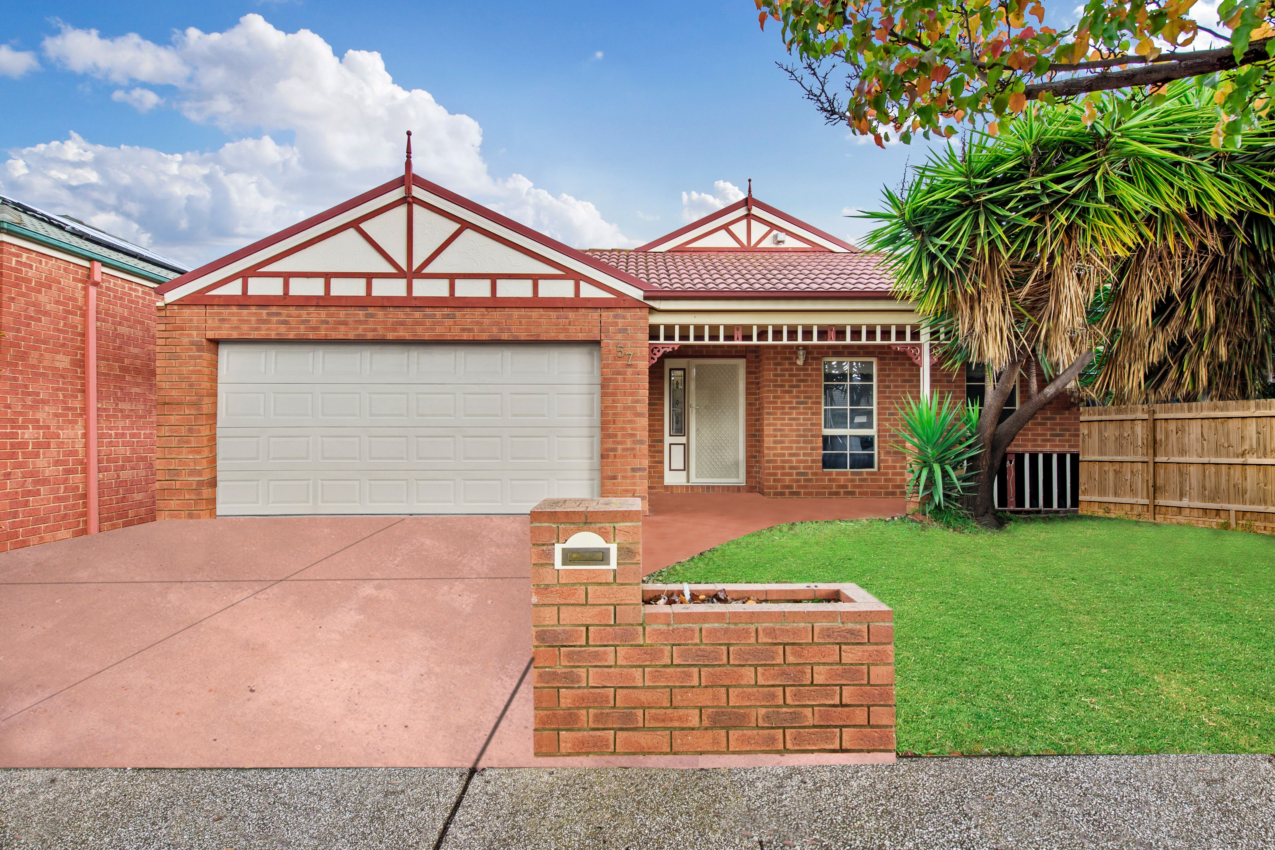57 Springlake Avenue, Caroline Springs VIC 3023