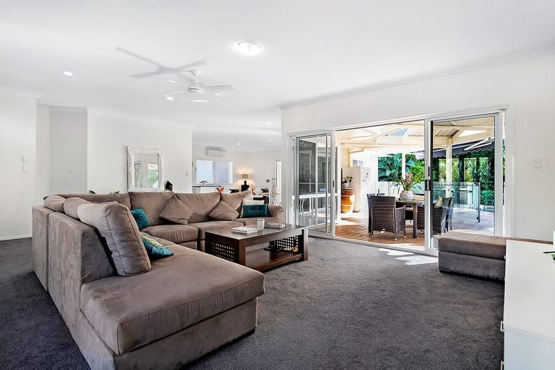 26 Pearson Close, Arundel, QLD 4214