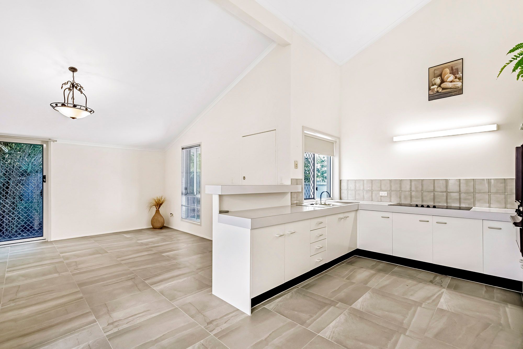 2/46 Glen Eagles Drive, Robina, QLD 4226