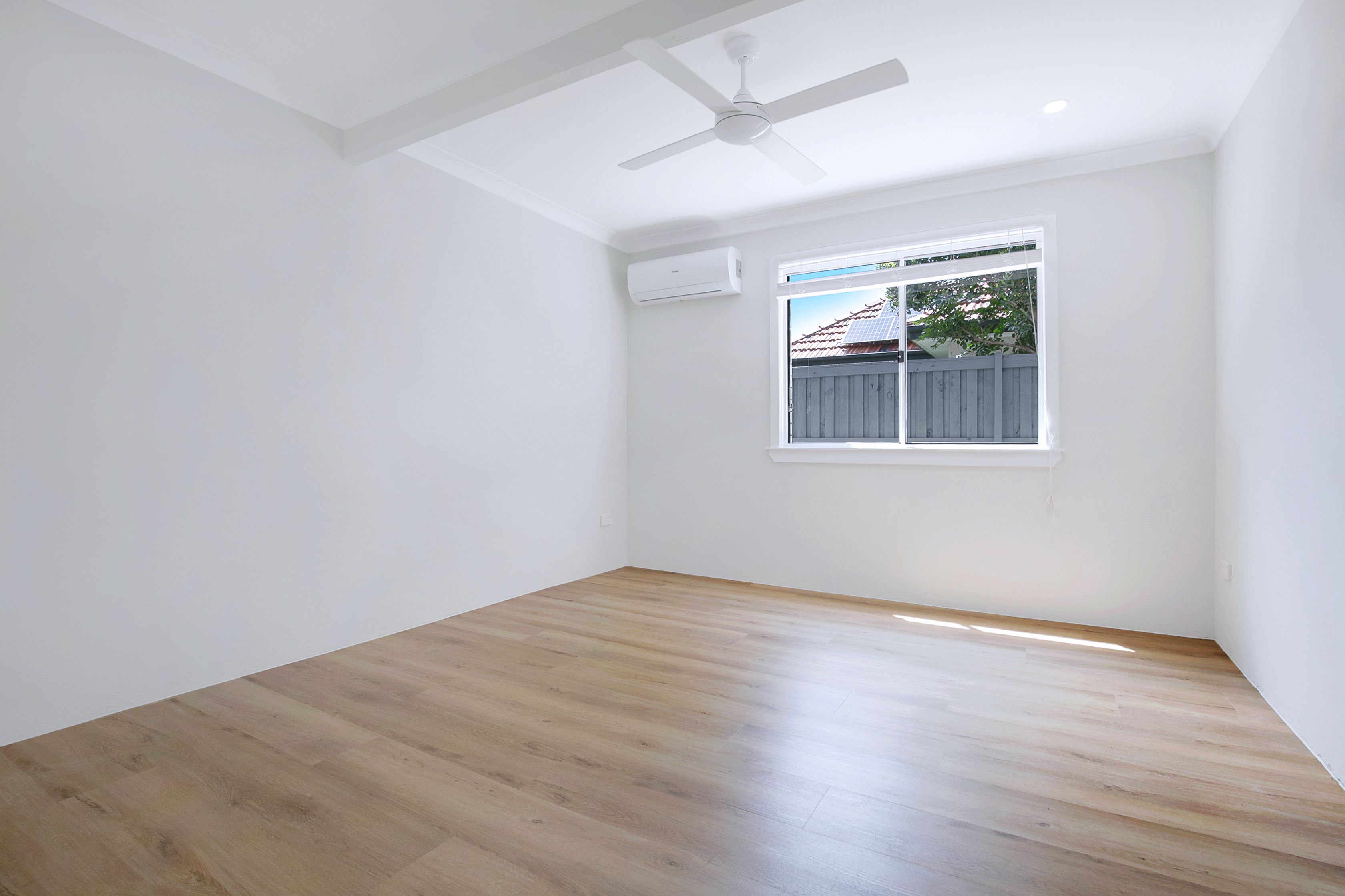 28 Hilda Street — photo 7 of 10