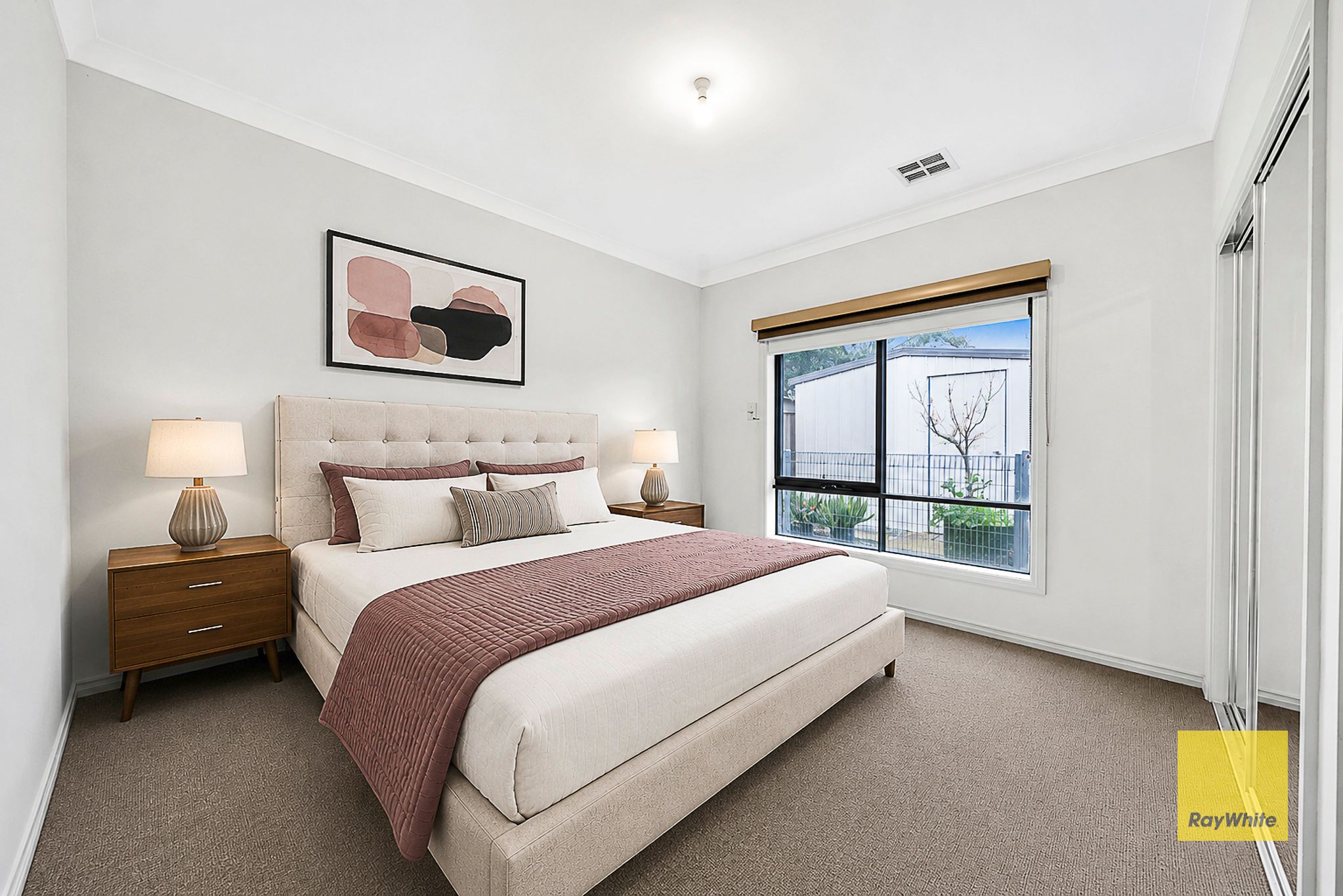 12 Mckenzie Crescent — photo 14 of 26