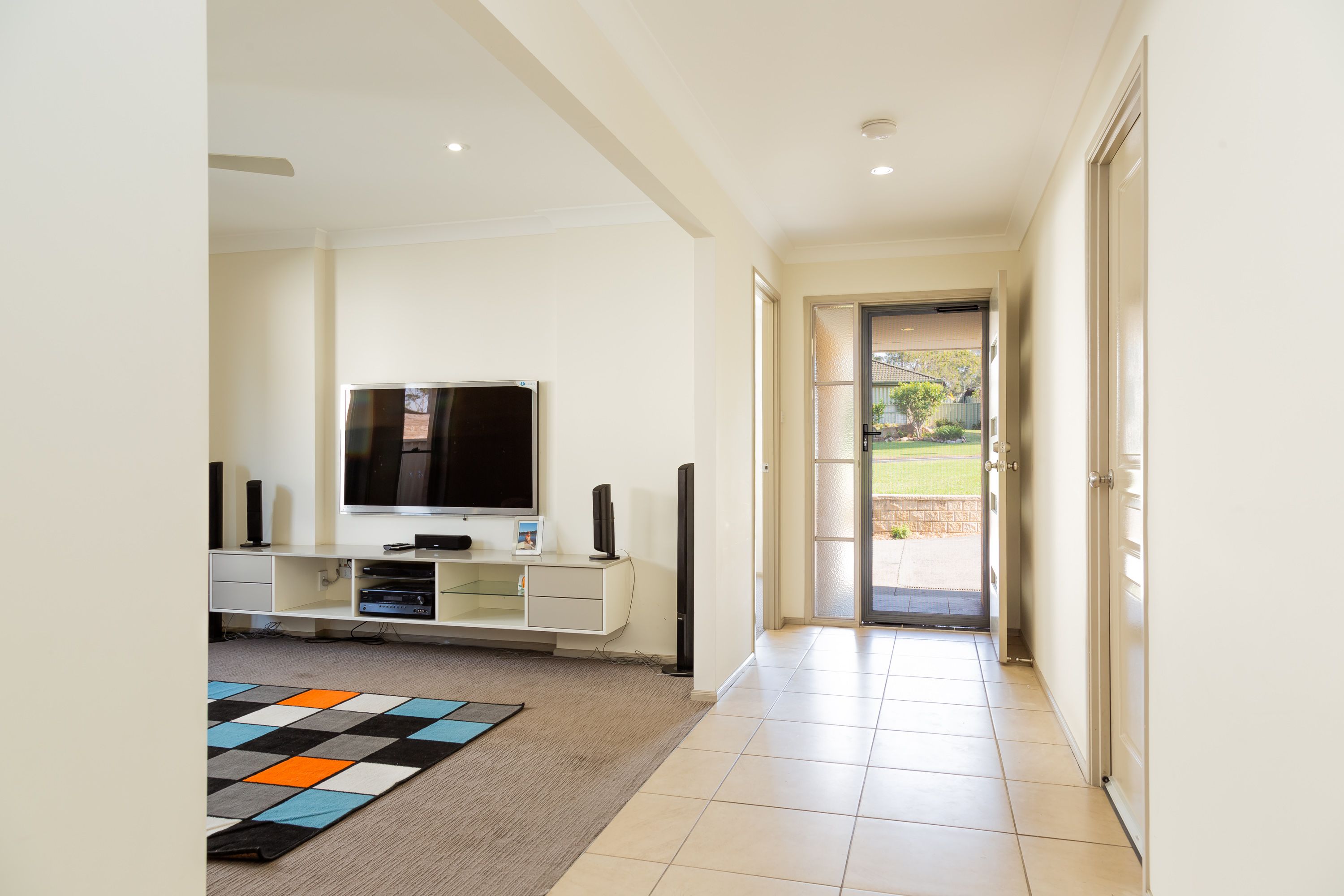 4 Lyndhurst Drive, Bomaderry, NSW 2541