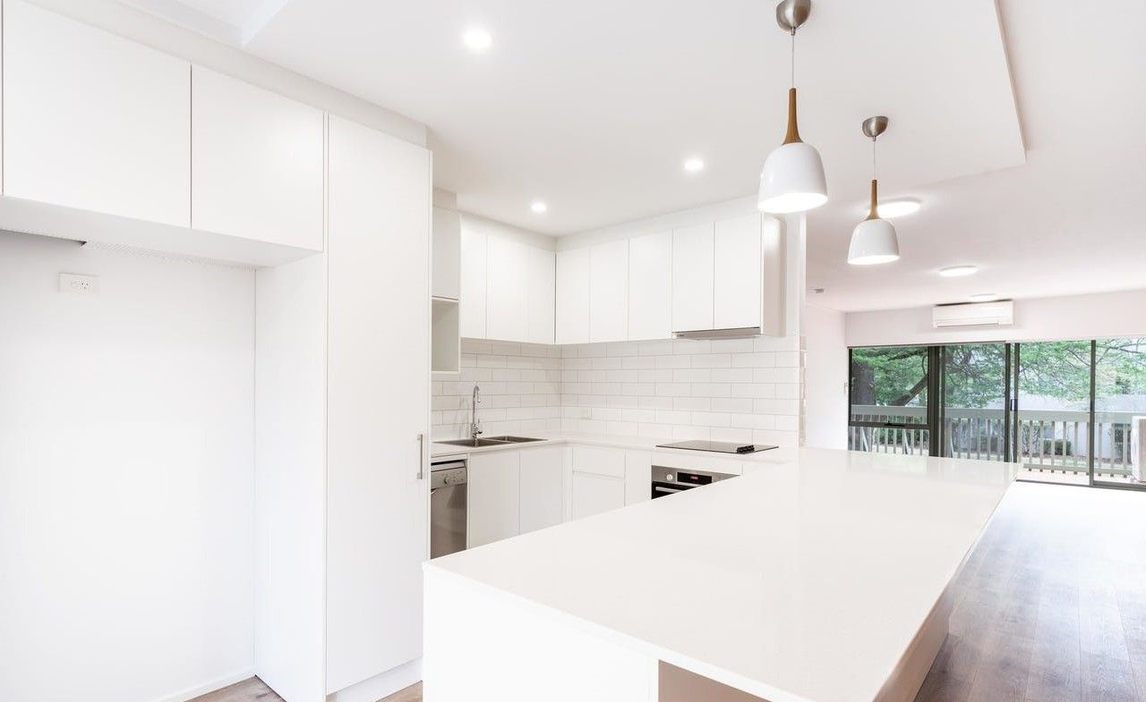 23/19 Howitt Street — photo 3 of 11
