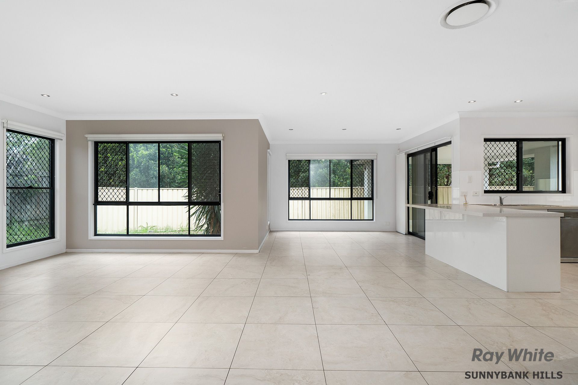 3 Mornington Court, Calamvale, QLD 4116
