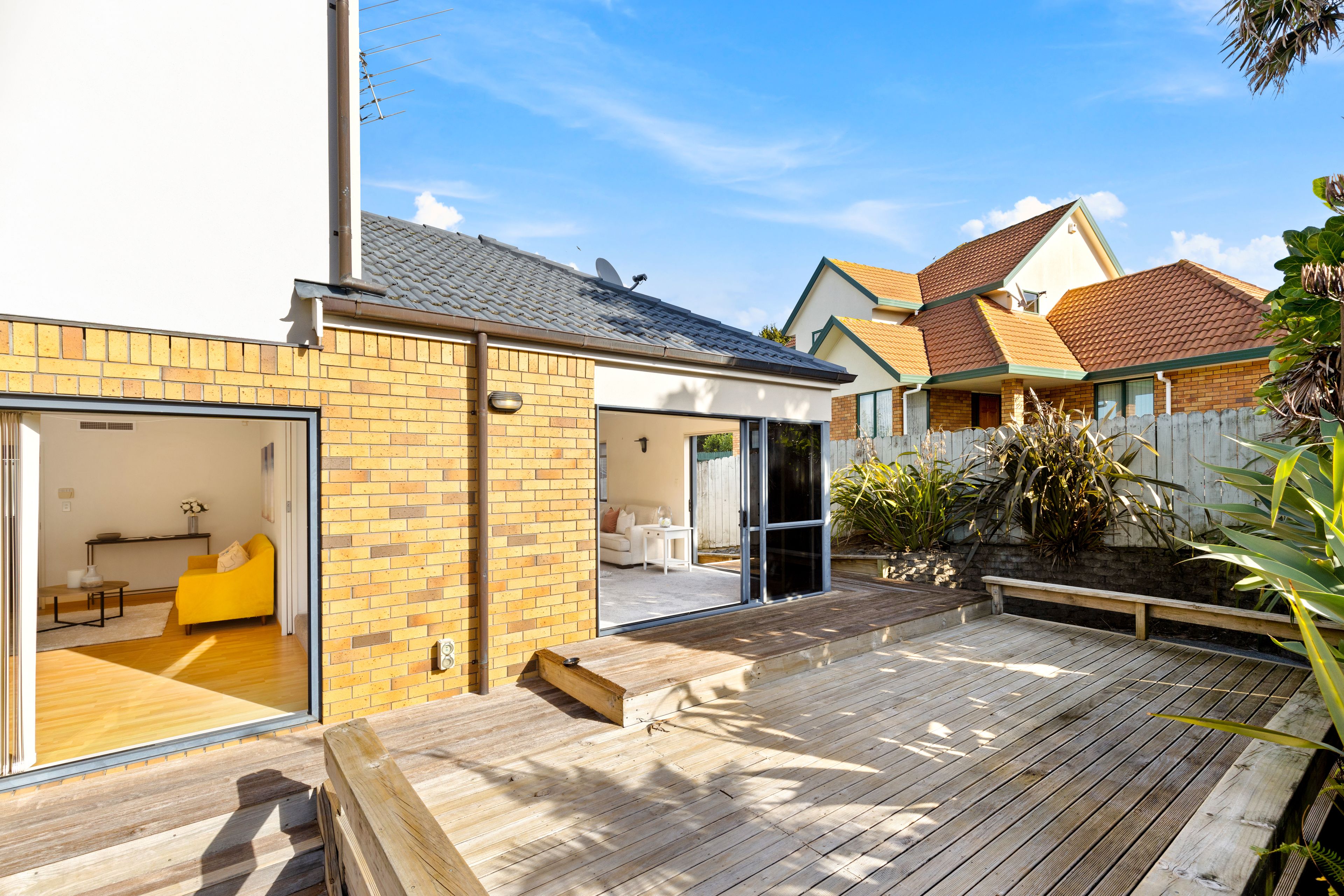 1/6 Chieftain Rise, Goodwood Heights, Manukau City