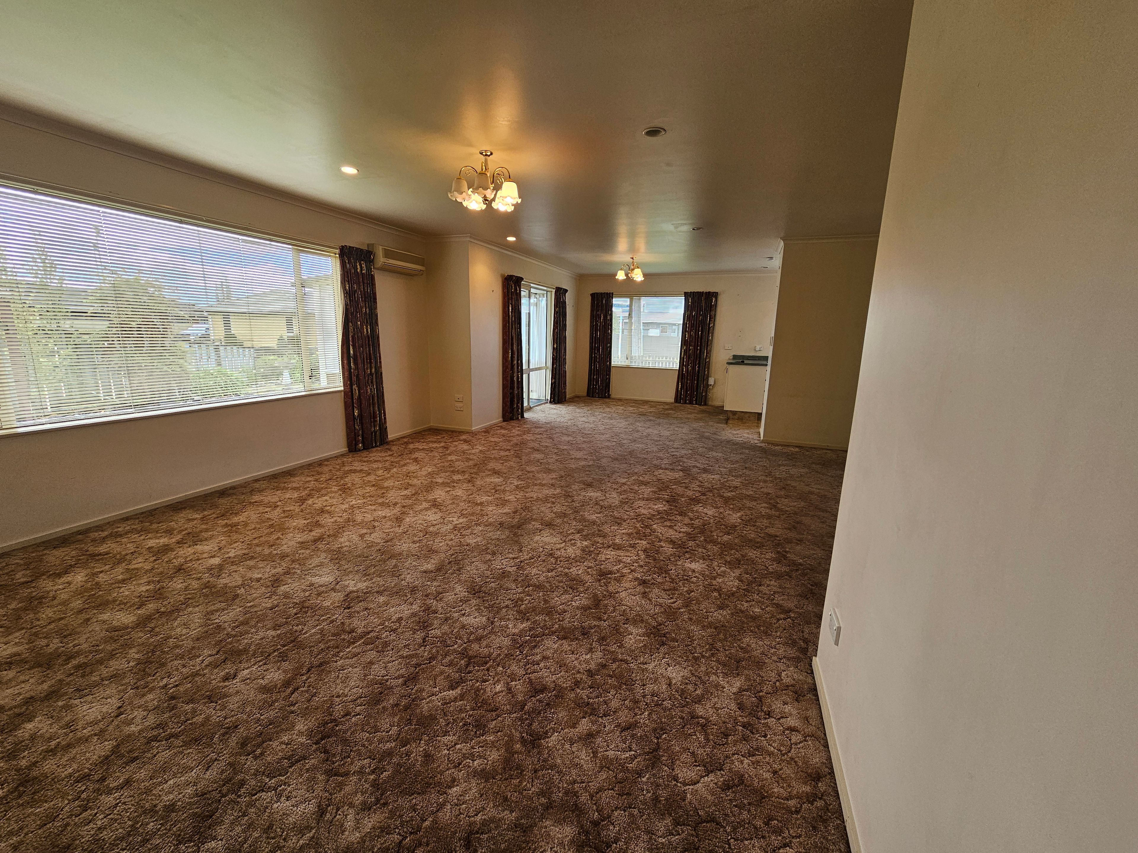 Three Bedroom Brick Beauty 5