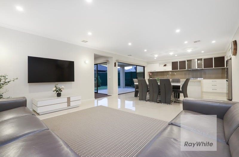 3 Wardan Avenue, Greenvale, VIC 3059