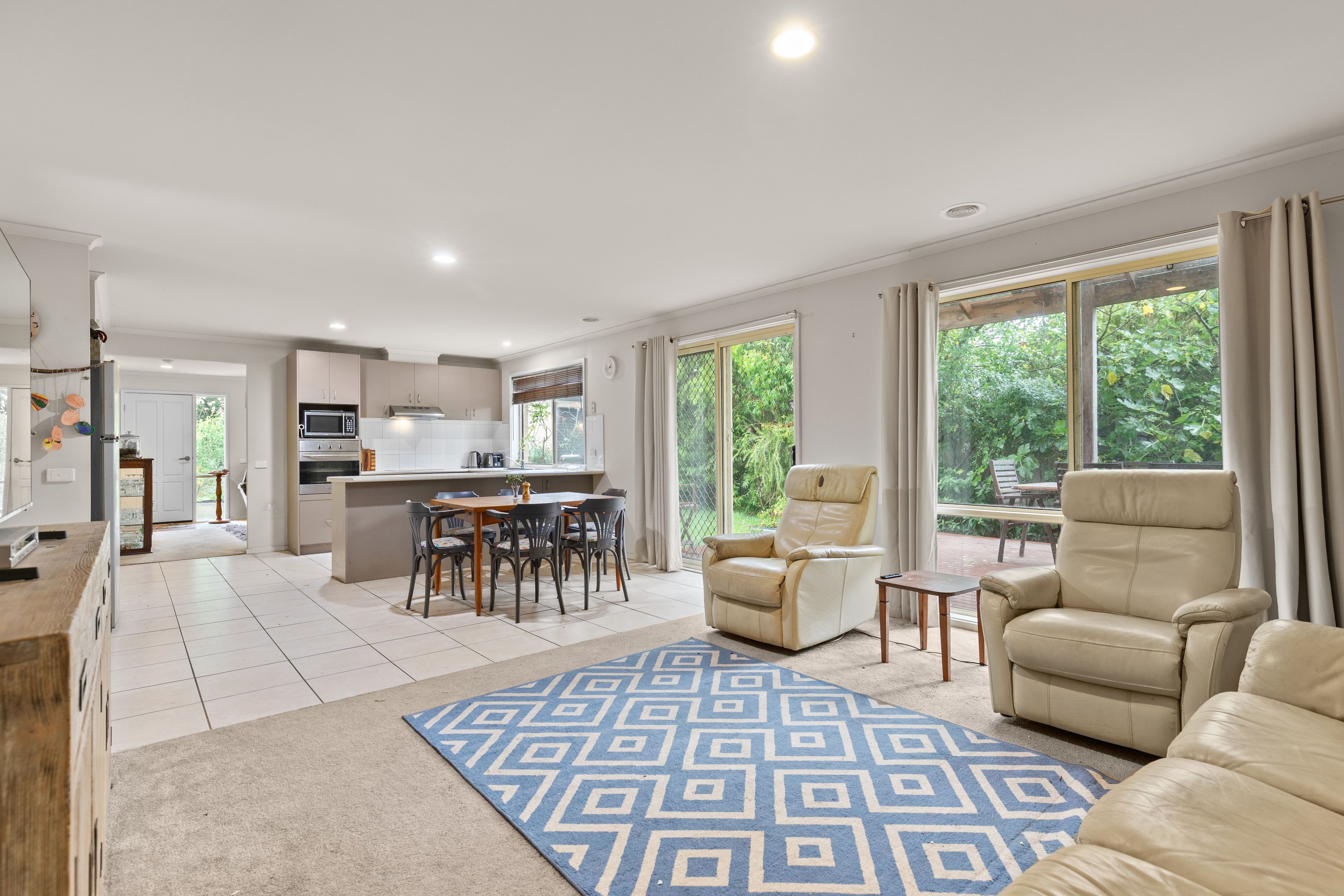 56 Tamara Crescent — photo 7 of 13
