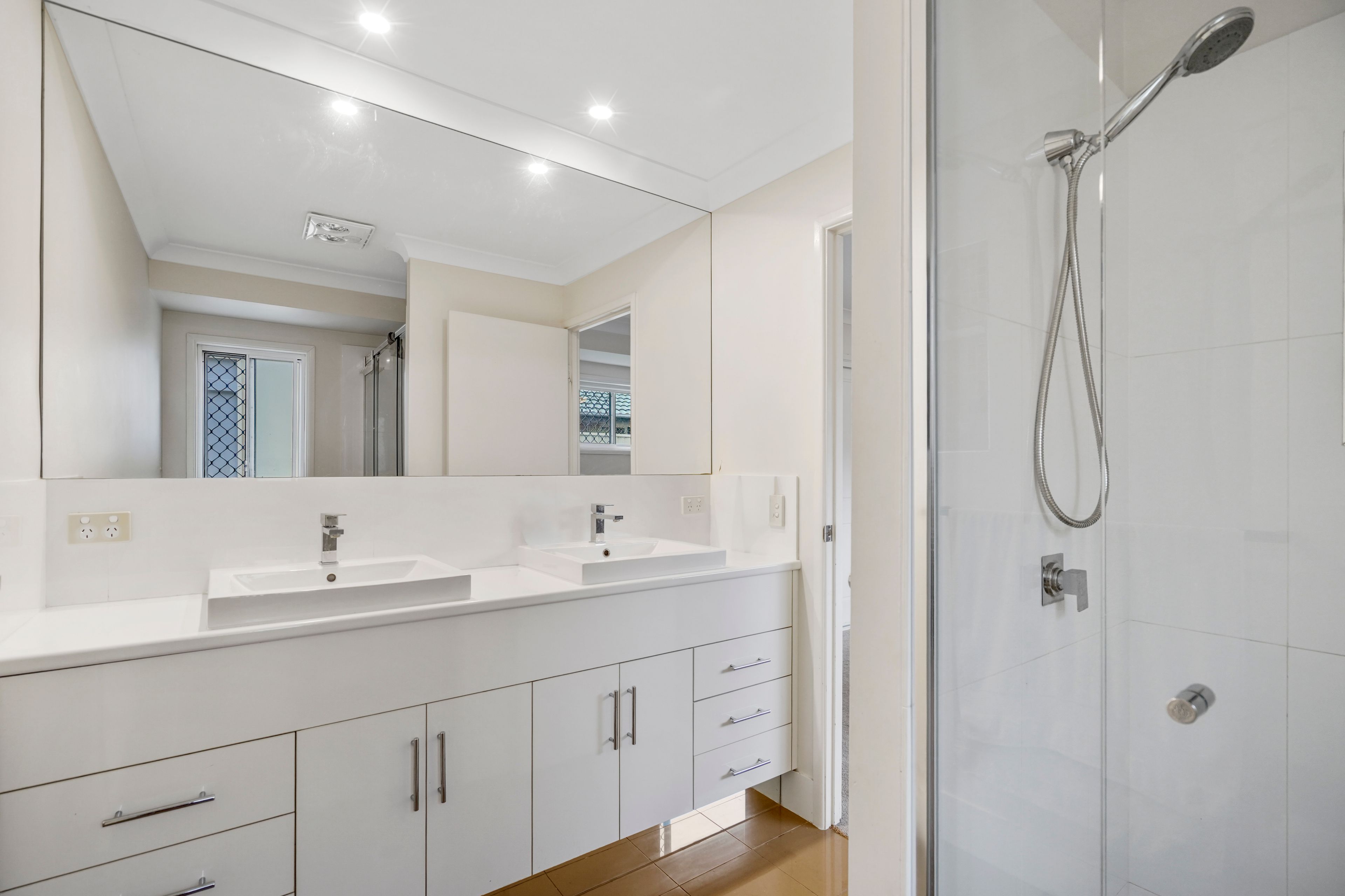 8 Pinkwood Court — photo 9 of 18