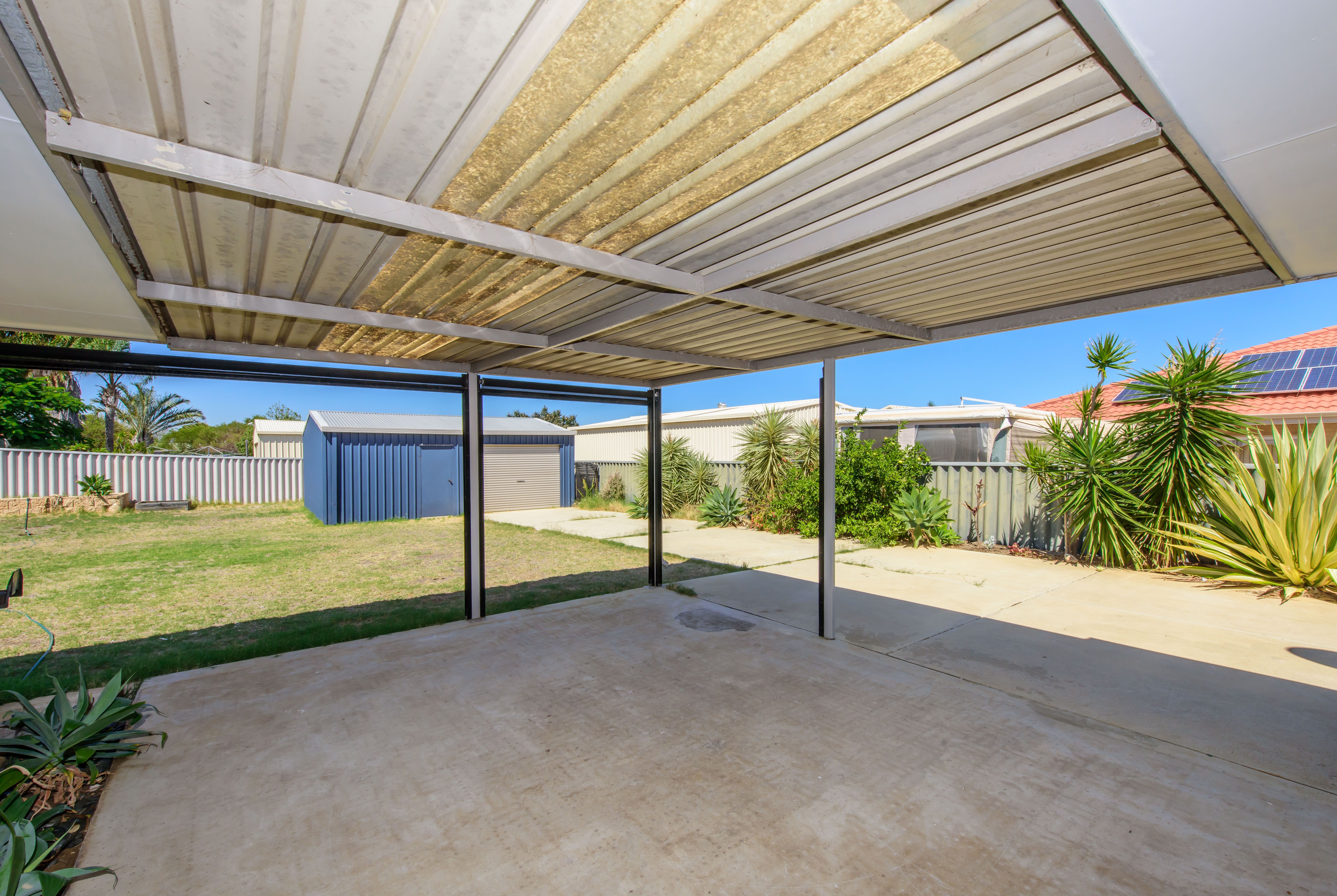 16 Tallarook Way, Waggrakine, WA 6530